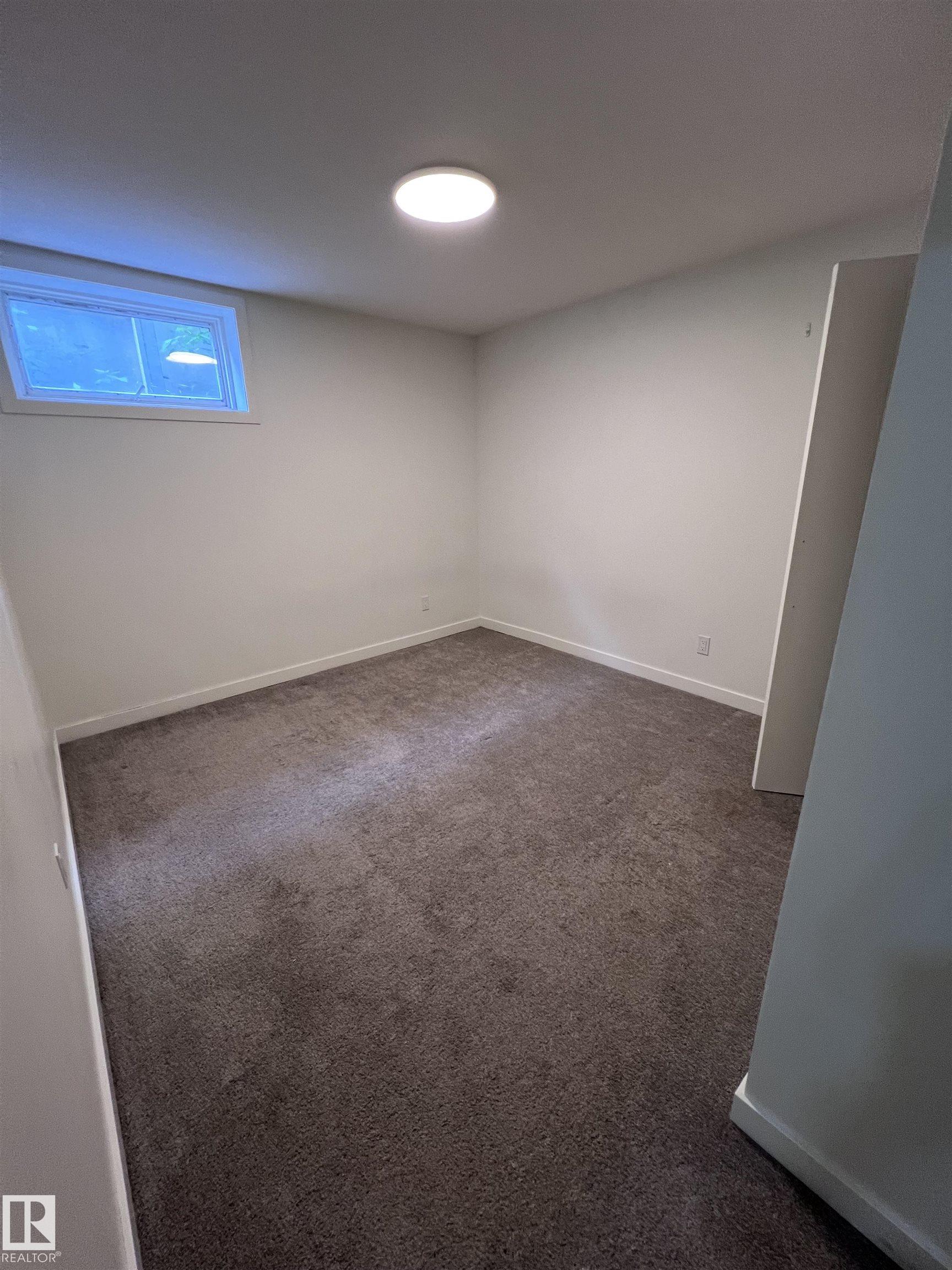 Photo 26 at 11911 133 Avenue NW, Kensington, Edmonton