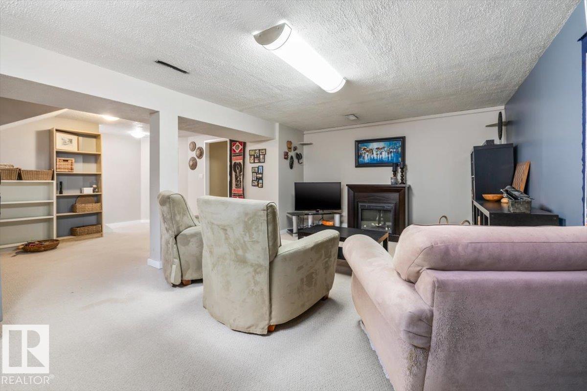 Photo 20 at 15022 85 Avenue NW, Lynnwood, Edmonton