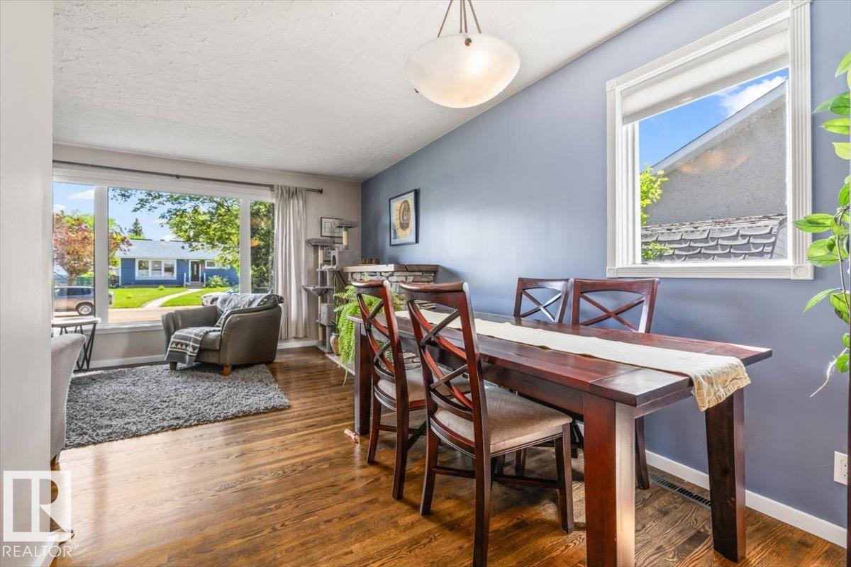 Photo 7 at 15022 85 Avenue NW, Lynnwood, Edmonton