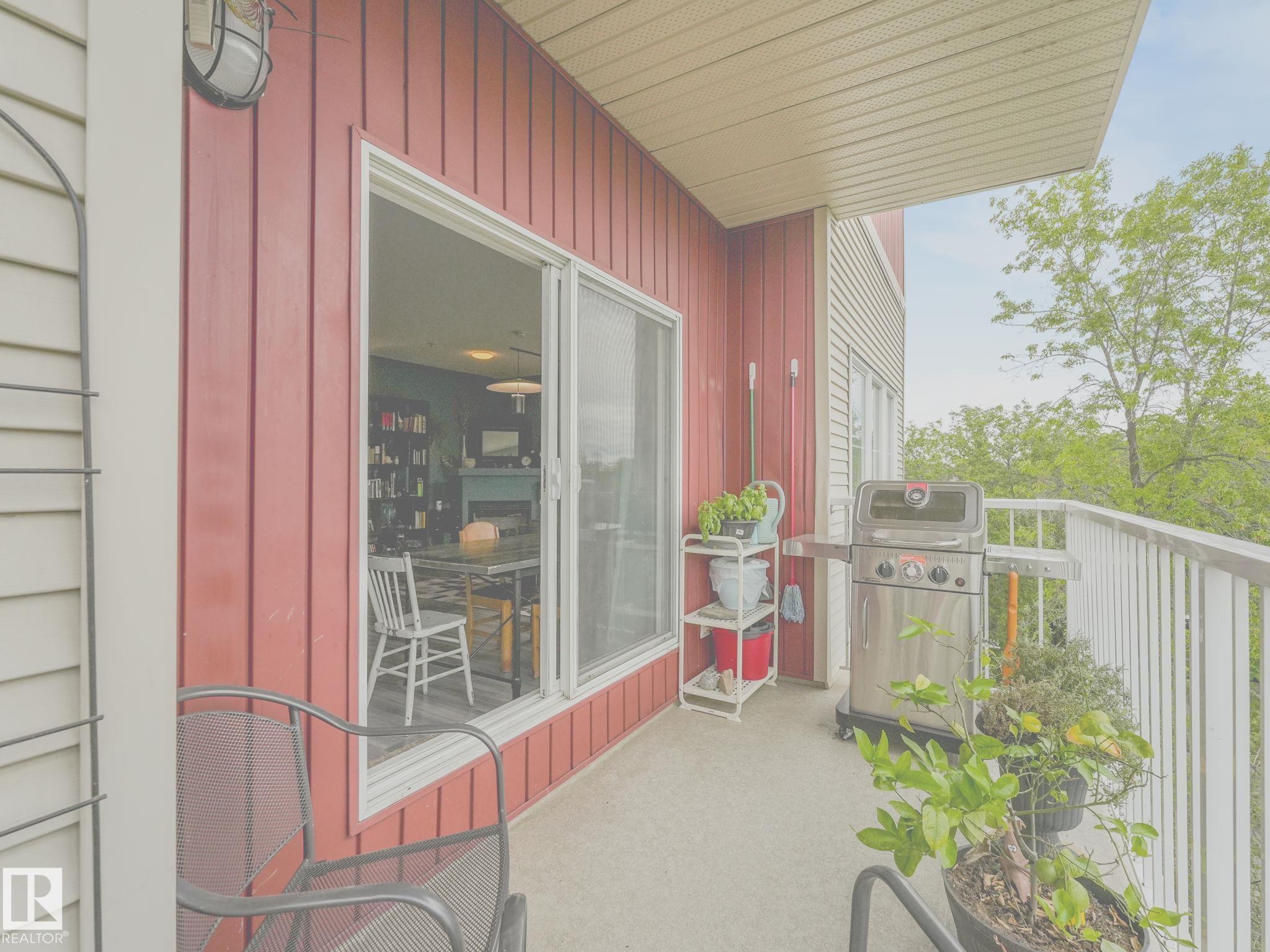 Photo 6 at 401 - 11107 108 Avenue NW, Queen Mary Park, Edmonton