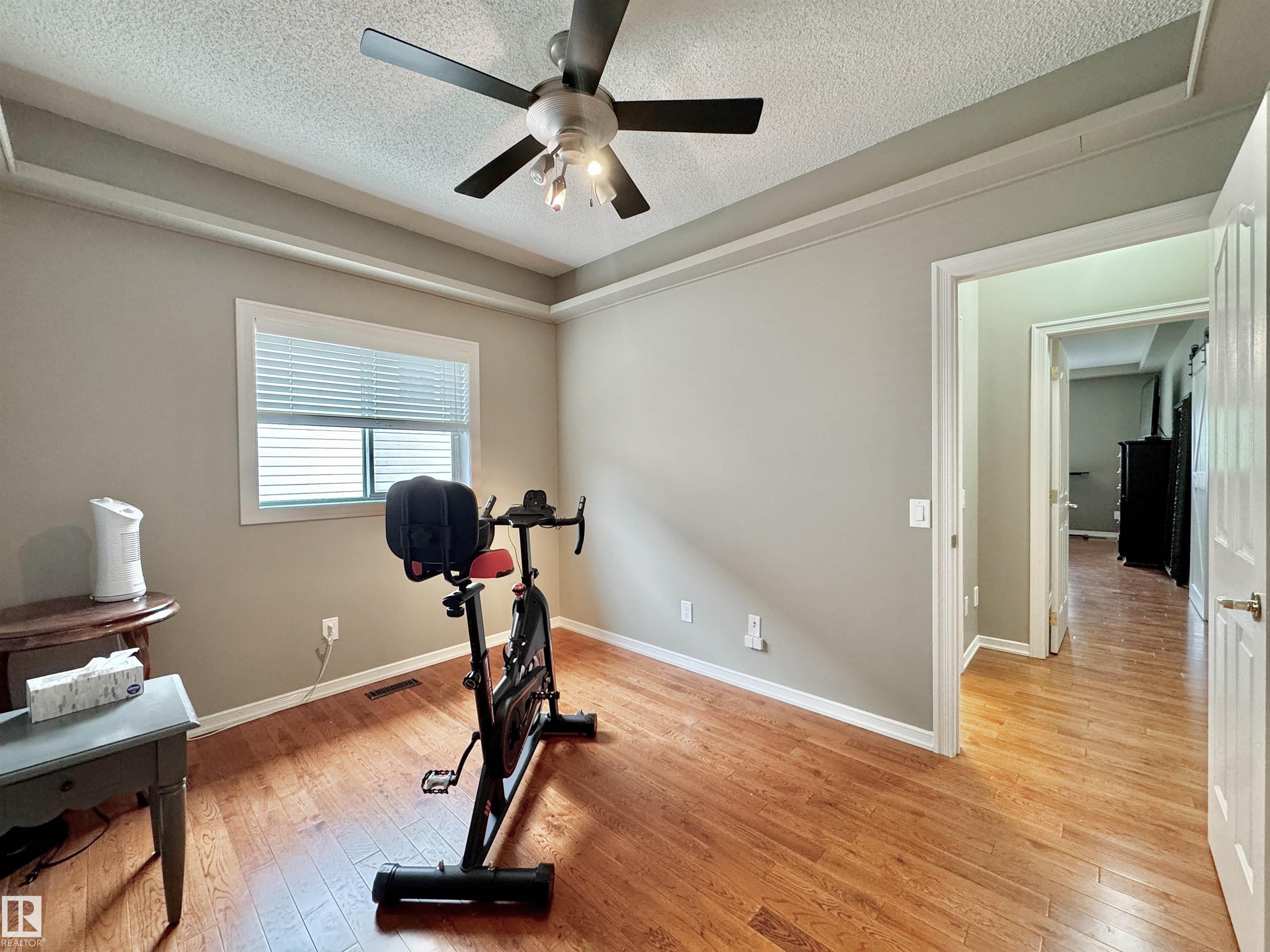 Photo 25 at 642 Meadowview Crescent, Clarkdale Meadows, Sherwood Park