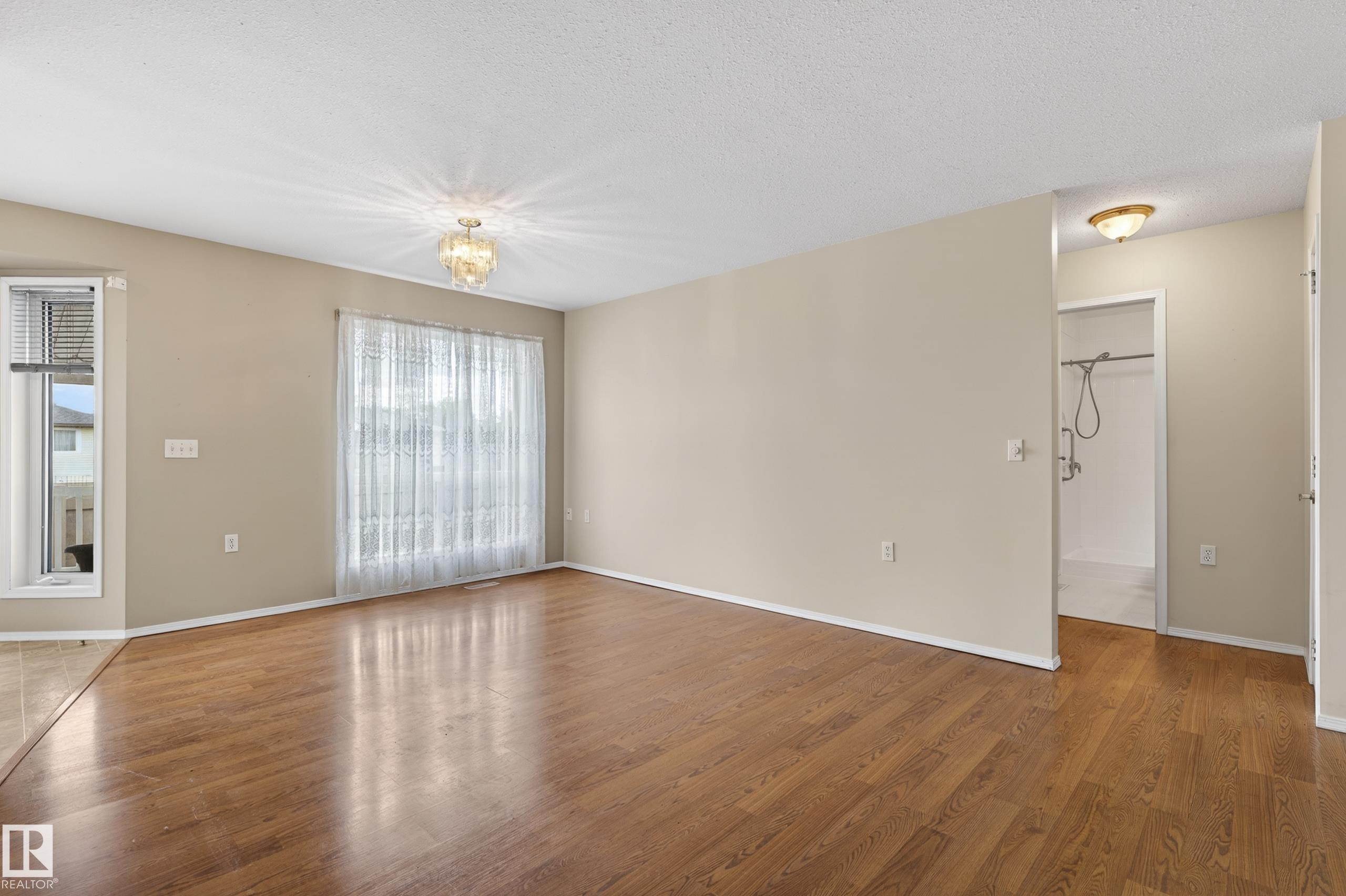 118 - 13320 124 Street NW, Kensington, Edmonton