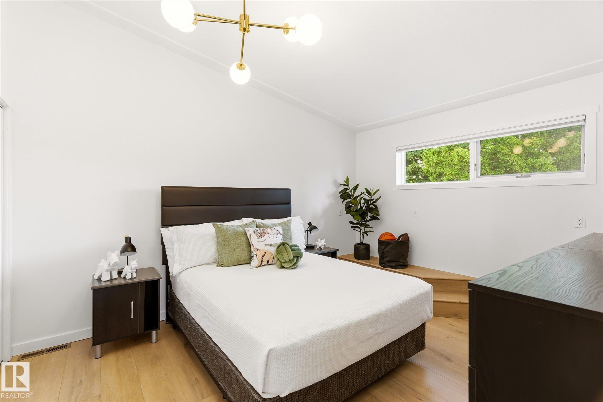 Photo 21 at 9024 147 Street NW, Parkview, Edmonton