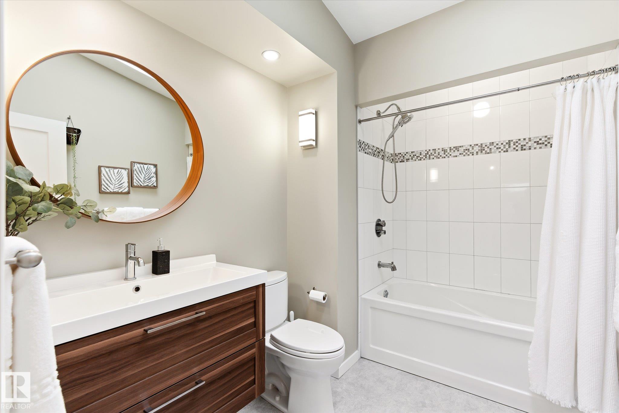 Photo 23 at 9024 147 Street NW, Parkview, Edmonton