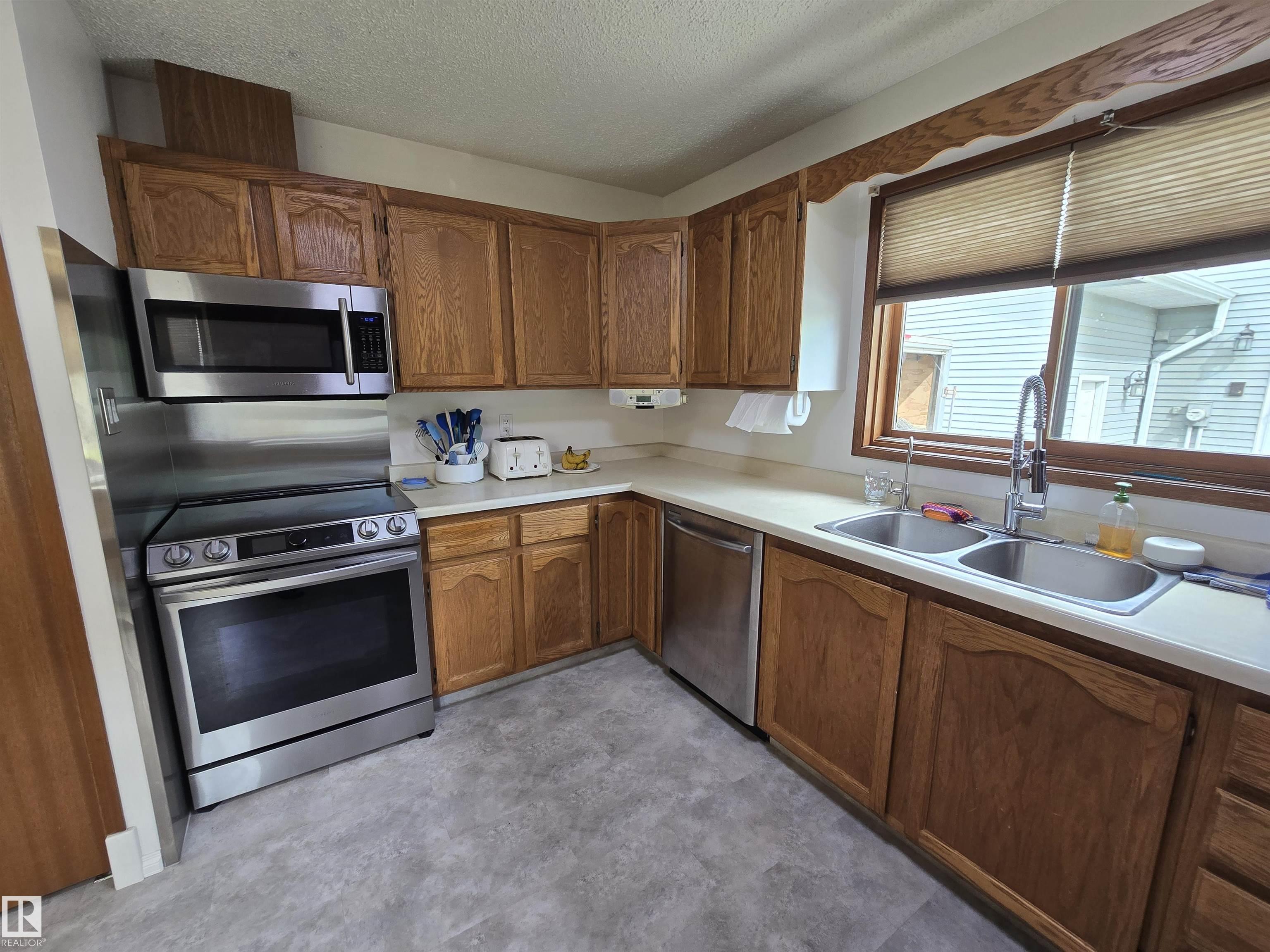 Photo 20 at 9831 188 Street NW, La Perle, Edmonton