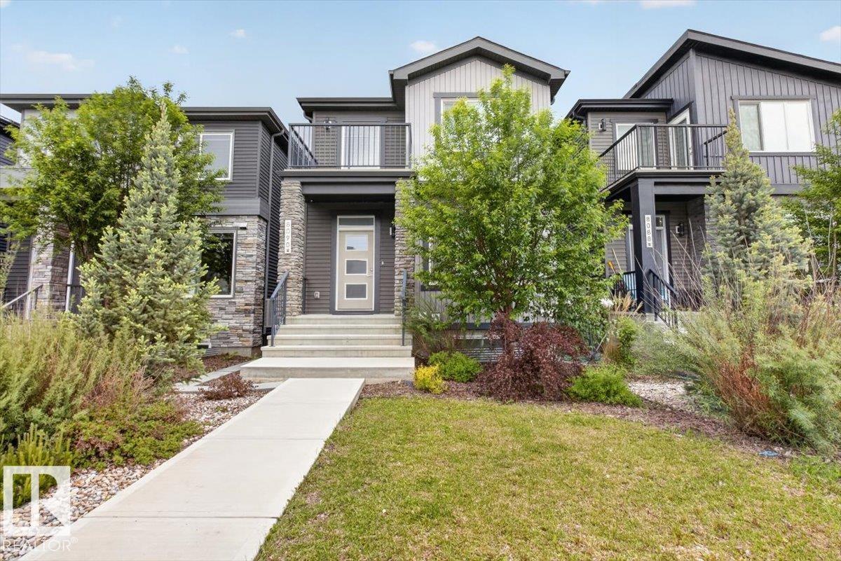 8090 Kiriak Link SW, Keswick, Edmonton