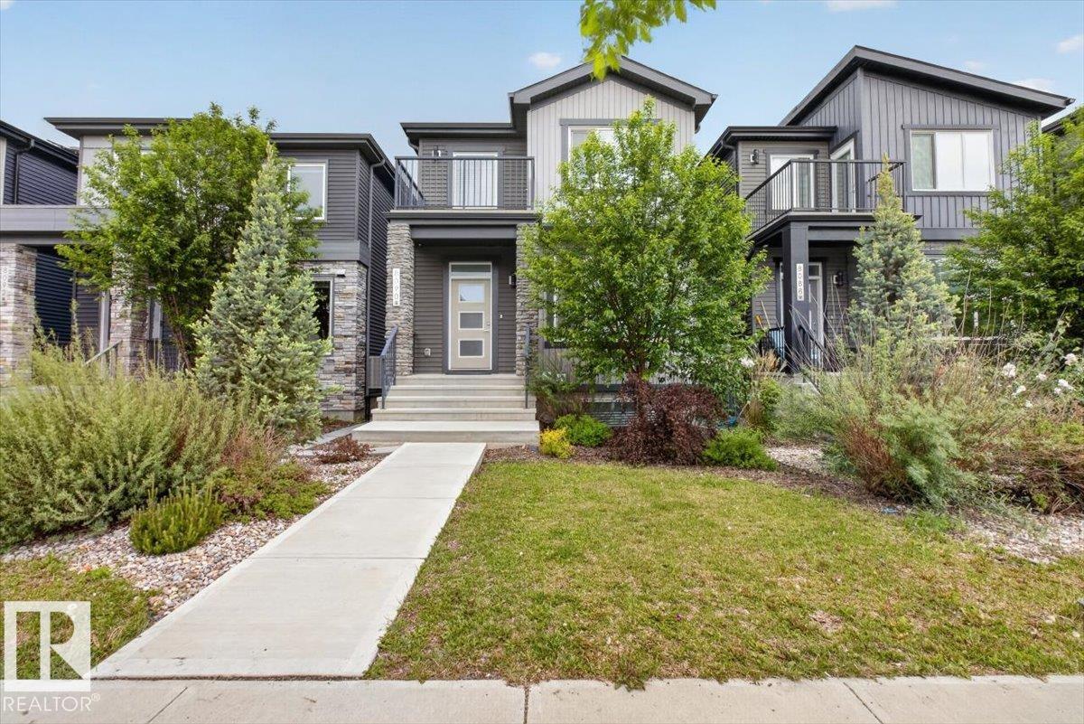 8090 Kiriak Link SW, Keswick, Edmonton