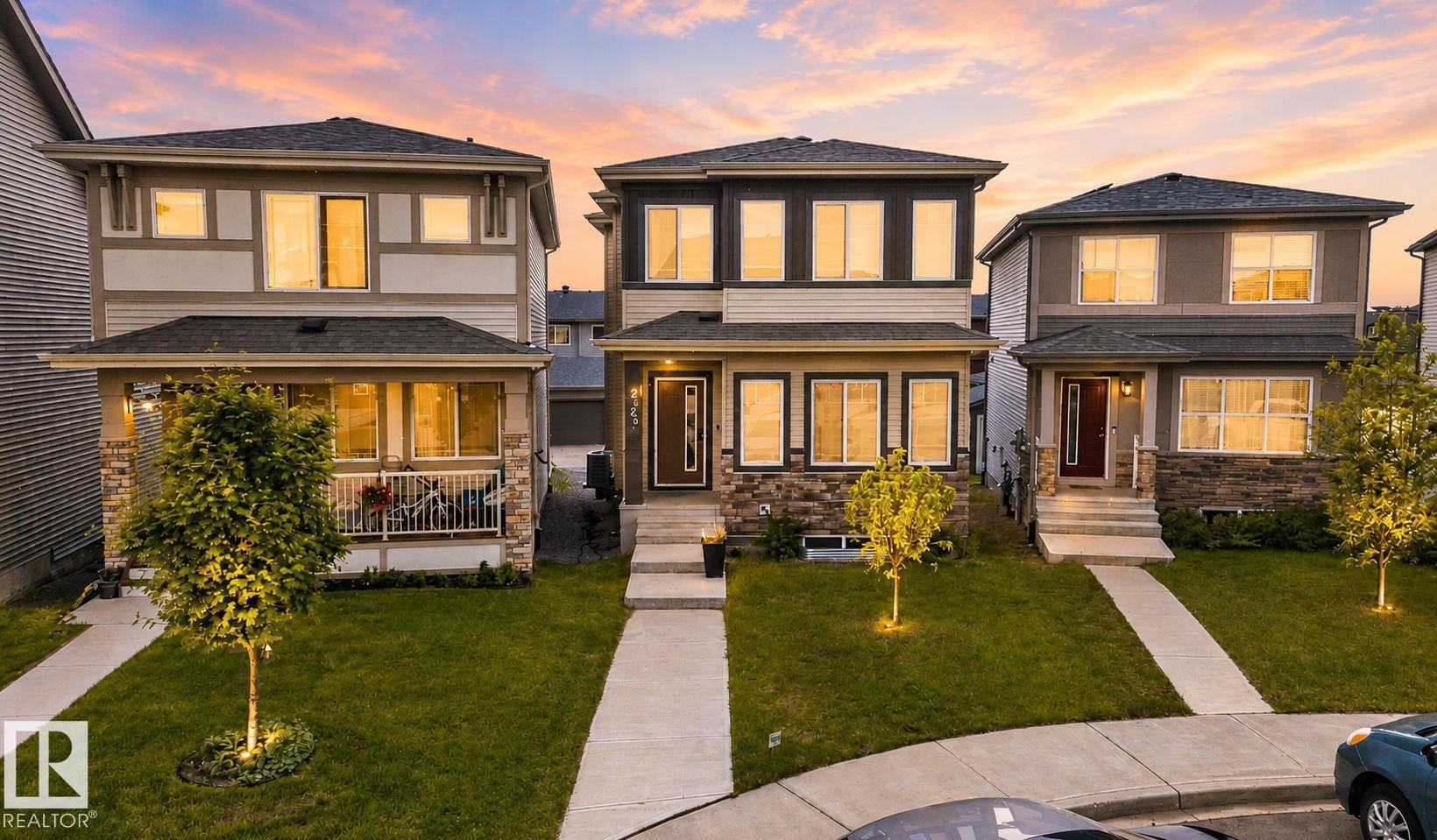2628 200 Street NW, The Uplands, Edmonton