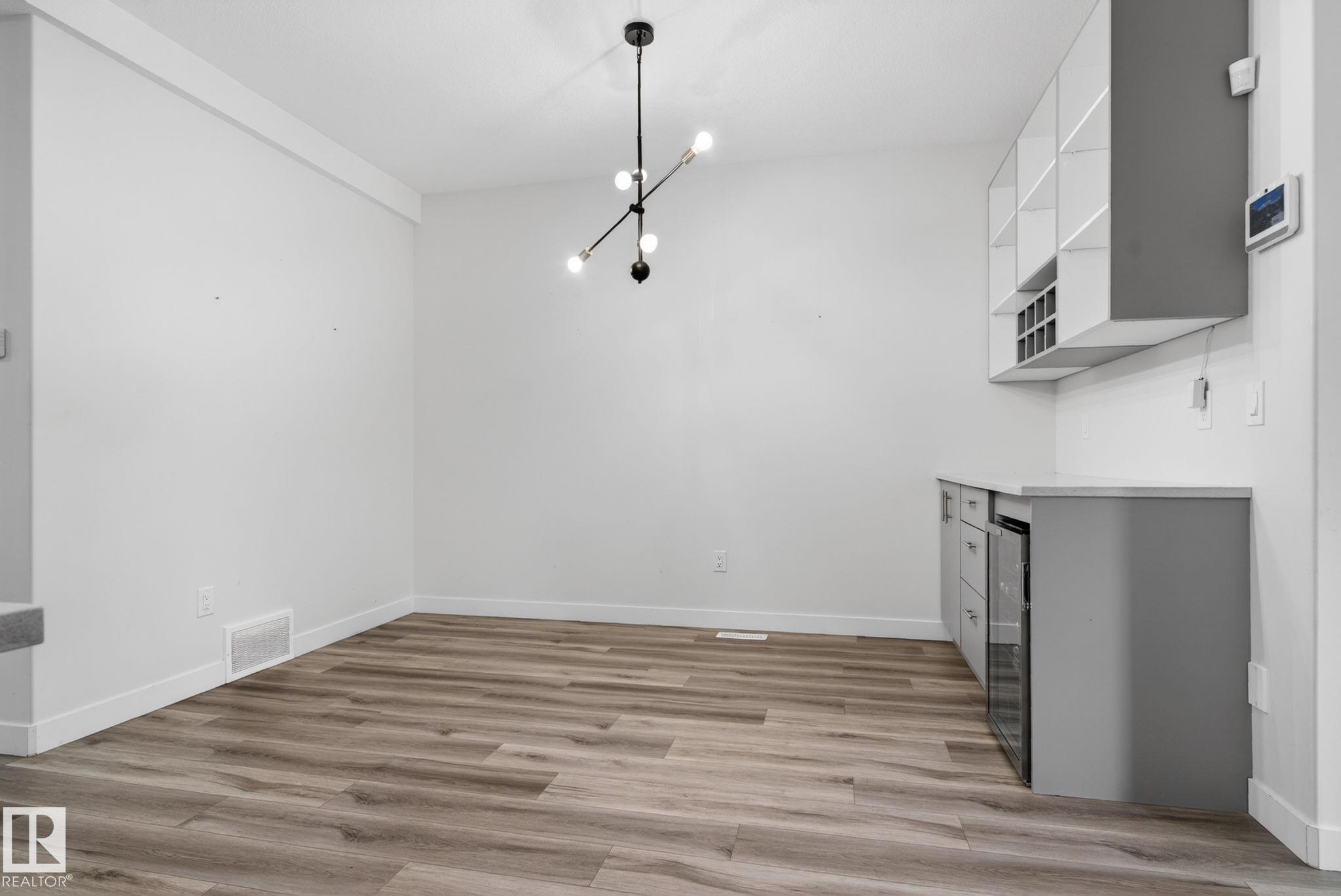 Photo 14 at 2628 200 Street NW, The Uplands, Edmonton