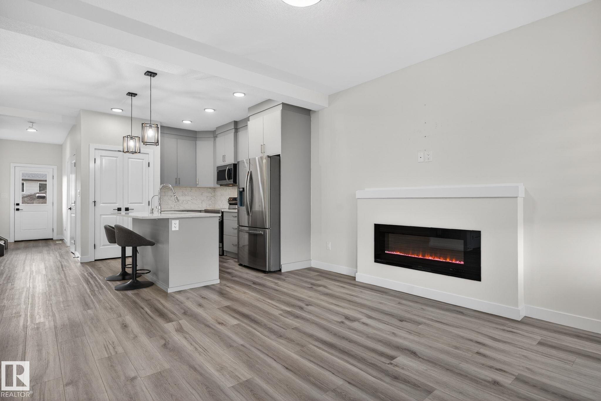 Photo 7 at 2628 200 Street NW, The Uplands, Edmonton