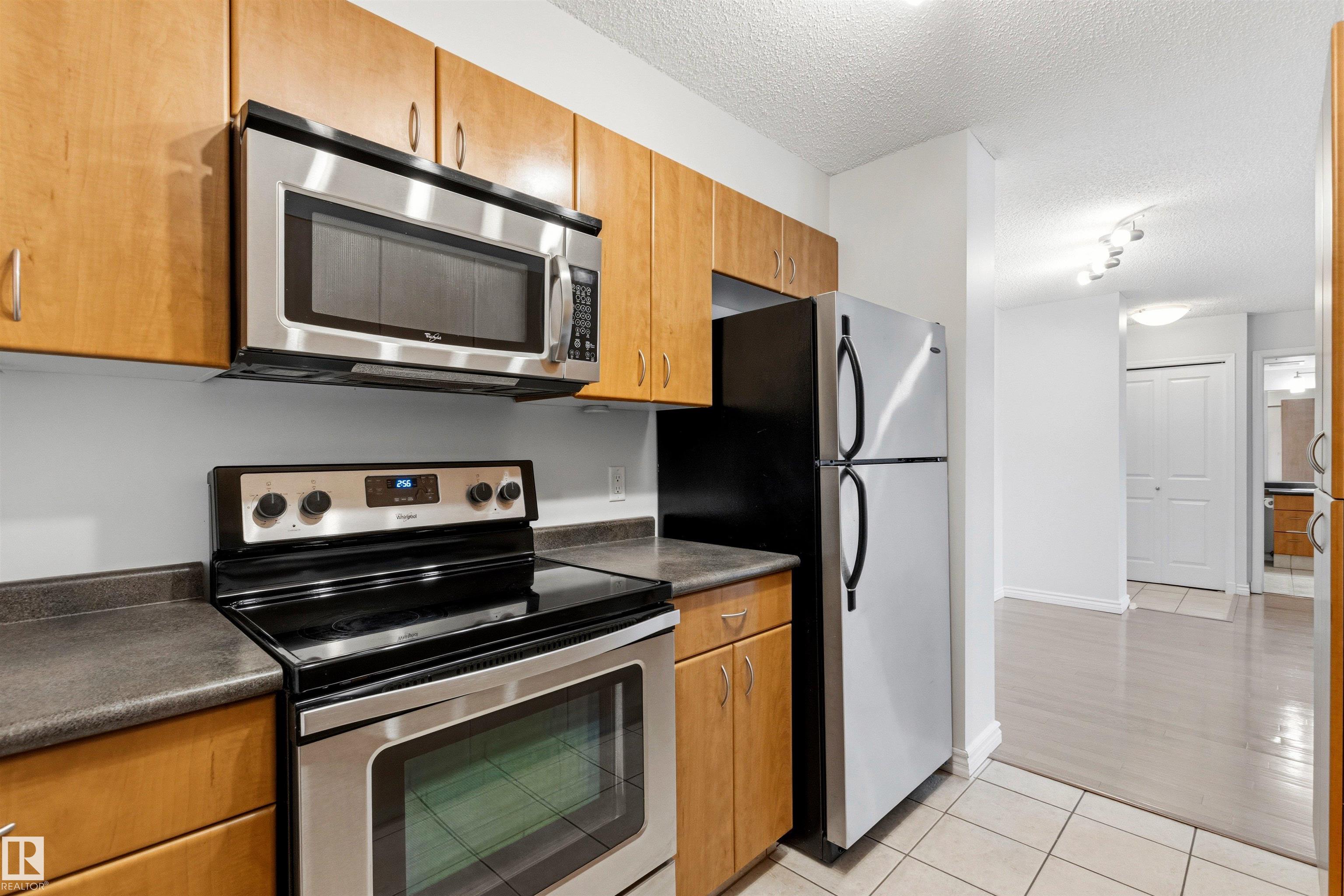 Photo 16 at 1404 - 10303 105 Street NW, Downtown, Edmonton