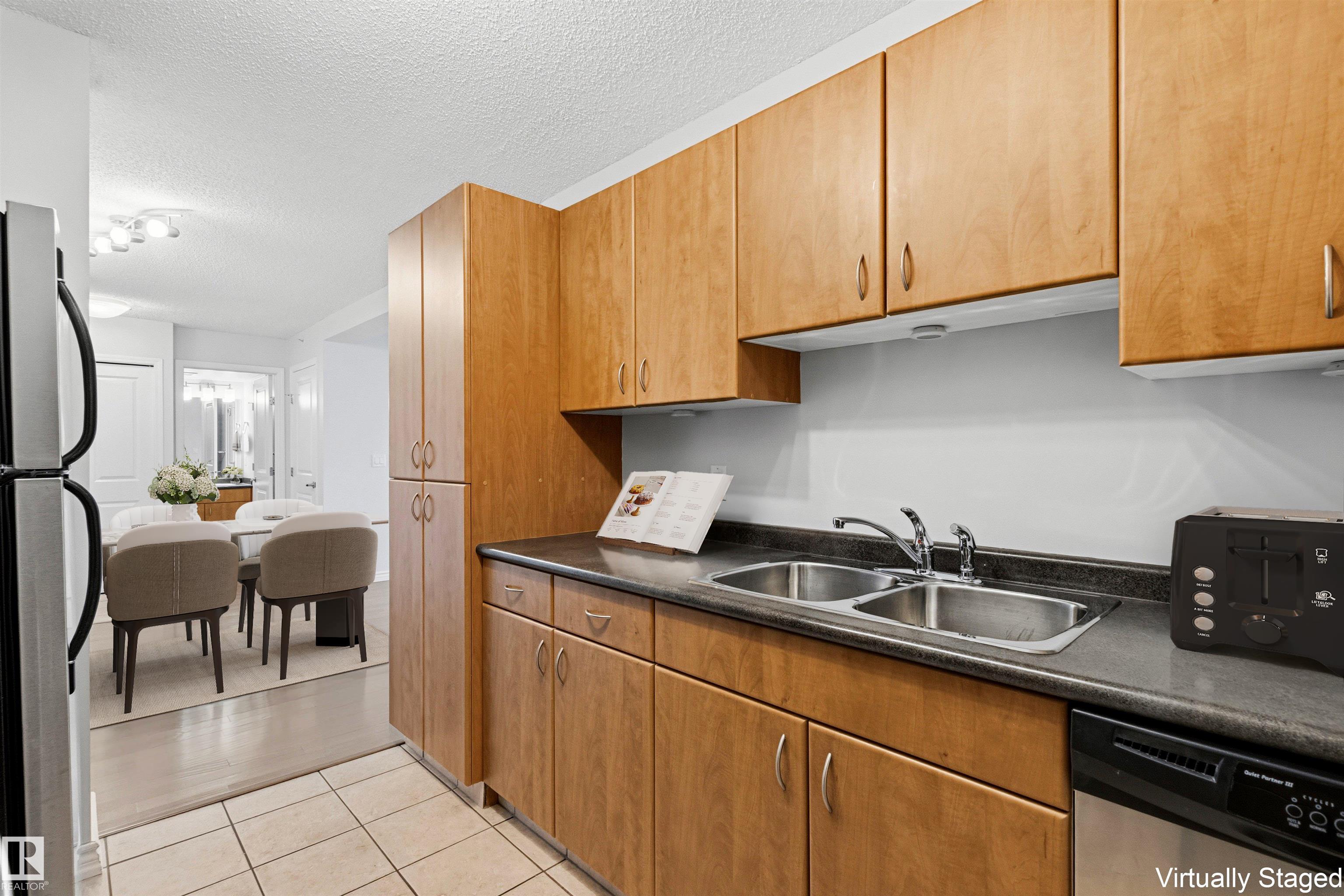 Photo 19 at 1404 - 10303 105 Street NW, Downtown, Edmonton
