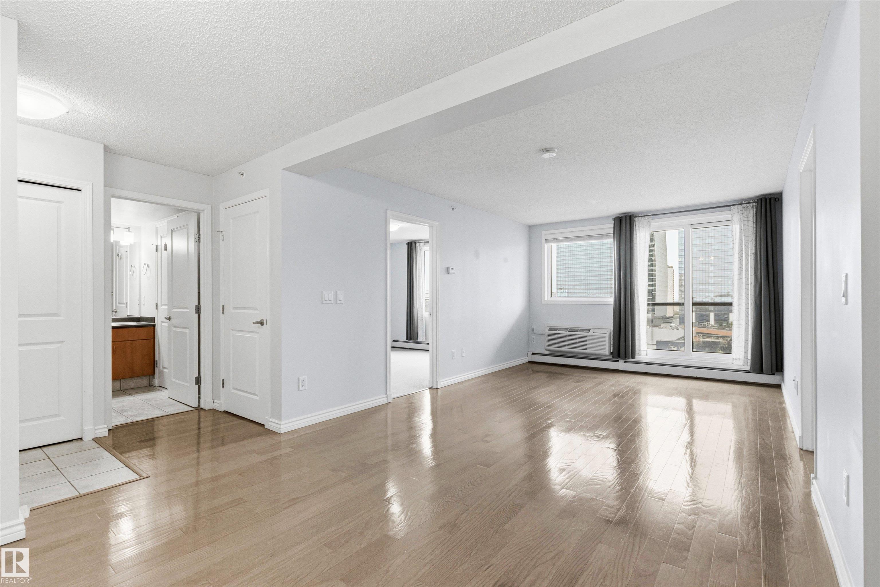 Photo 20 at 1404 - 10303 105 Street NW, Downtown, Edmonton