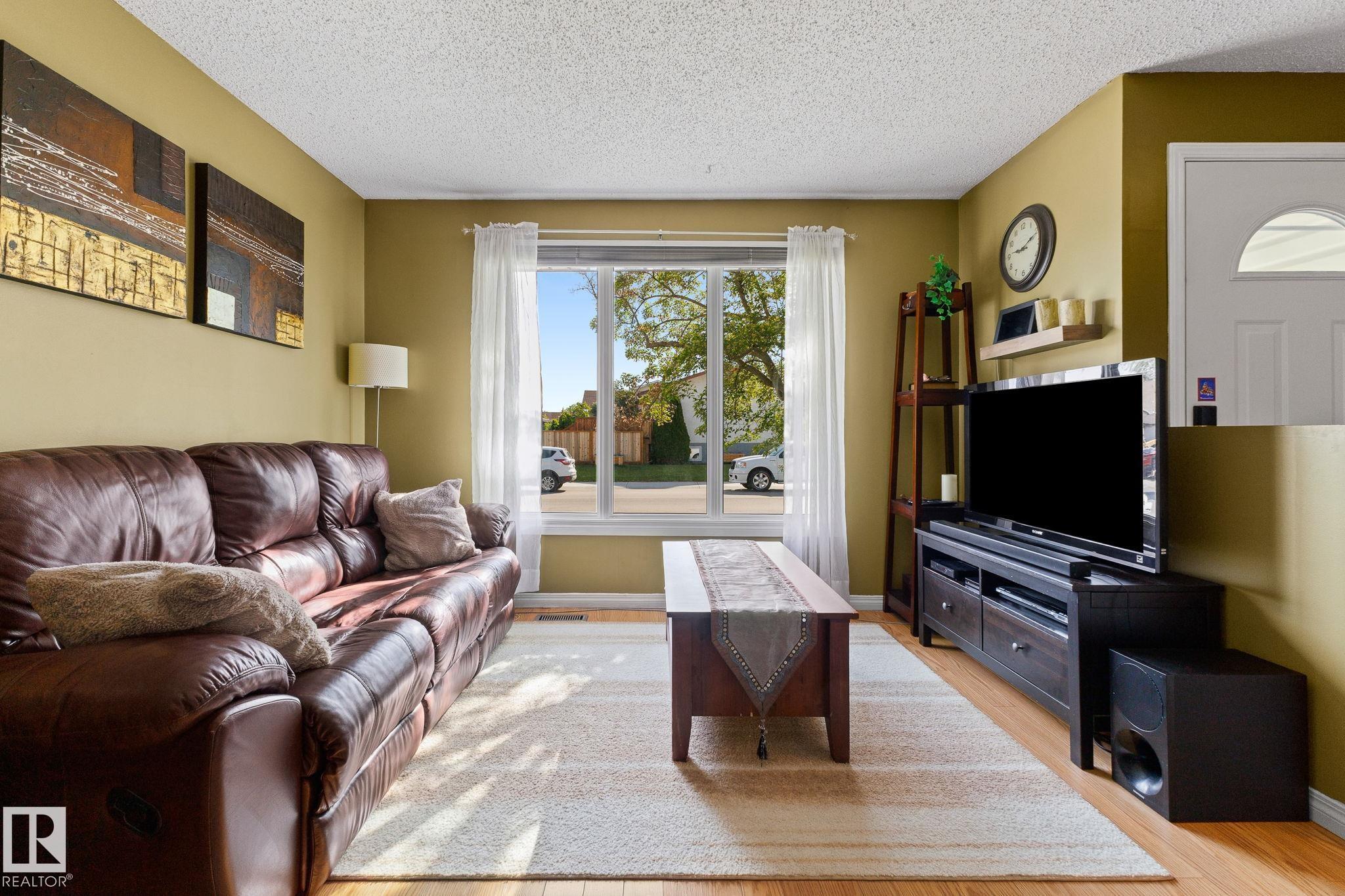 Photo 6 at 17132 103 Street NW, Baturyn, Edmonton