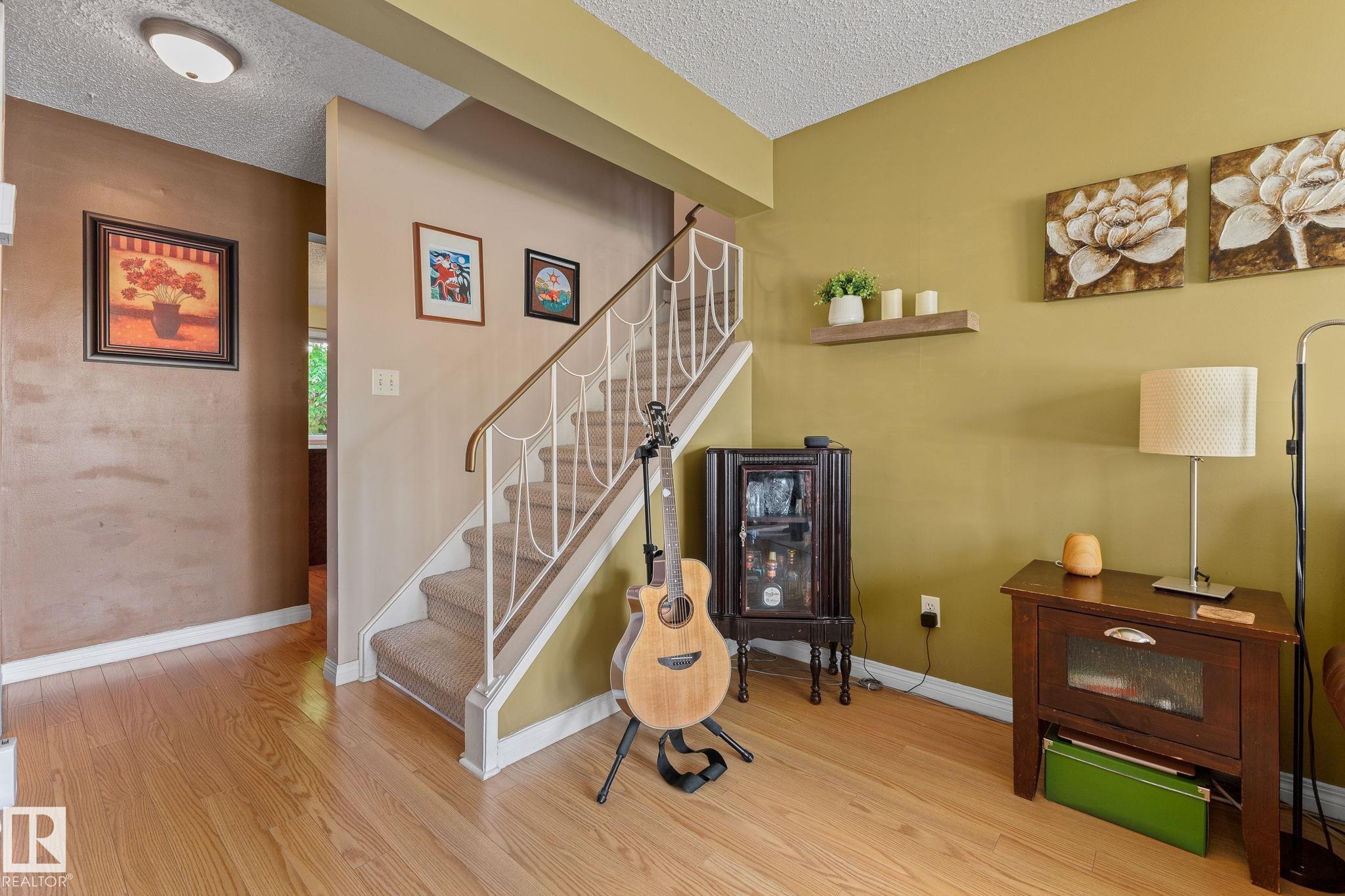 Photo 7 at 17132 103 Street NW, Baturyn, Edmonton