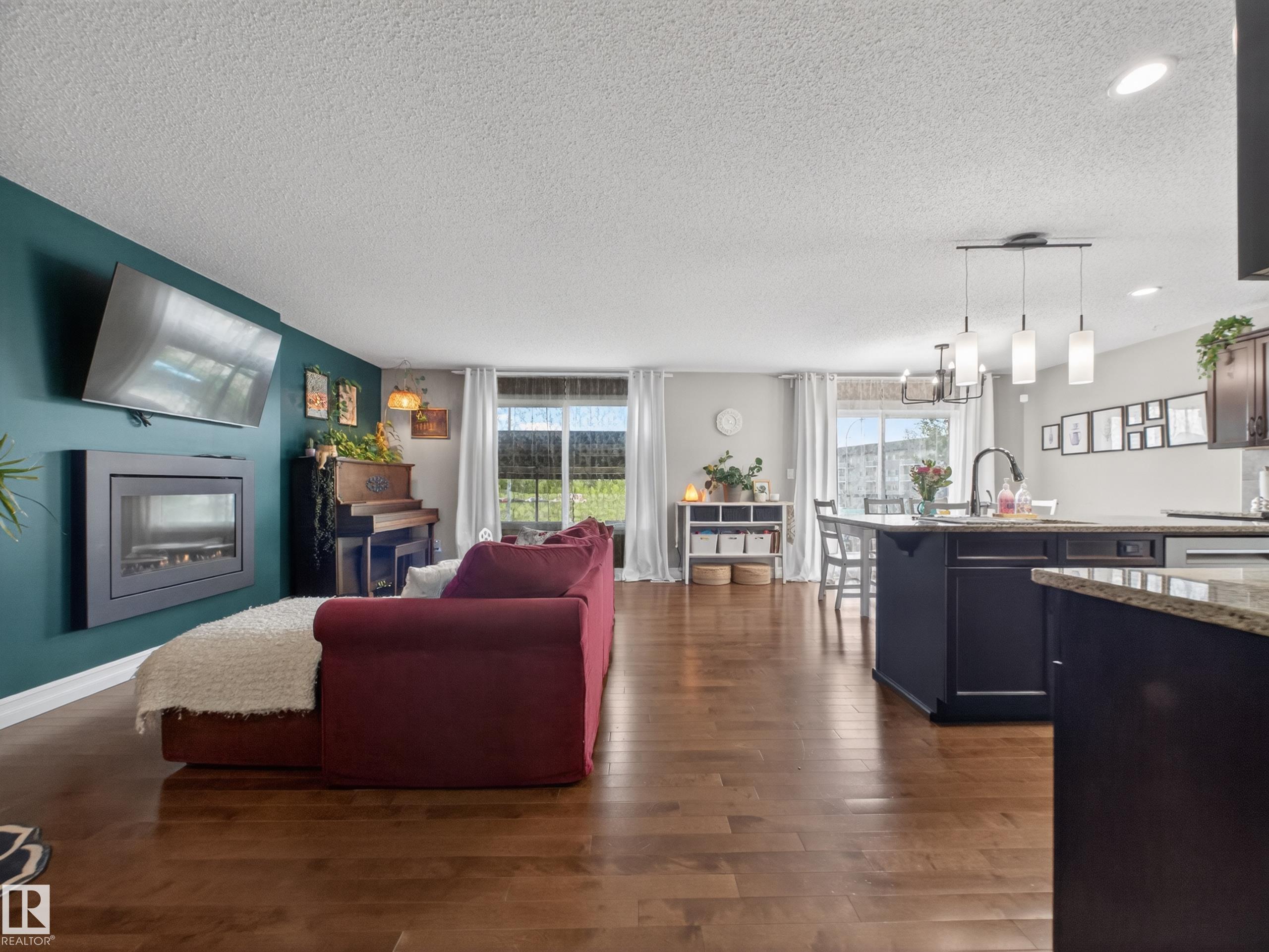Photo 8 at 98 Wellington Place, Westpark, Fort Saskatchewan