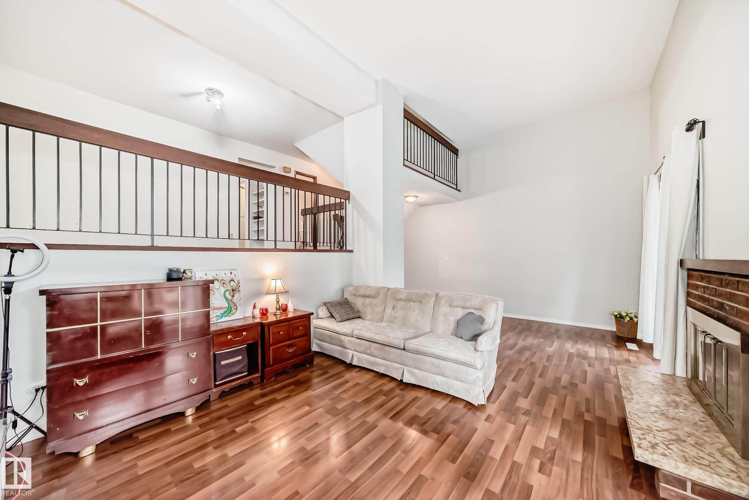 Photo 13 at 55 Glaewyn Estates, Grandin, St. Albert
