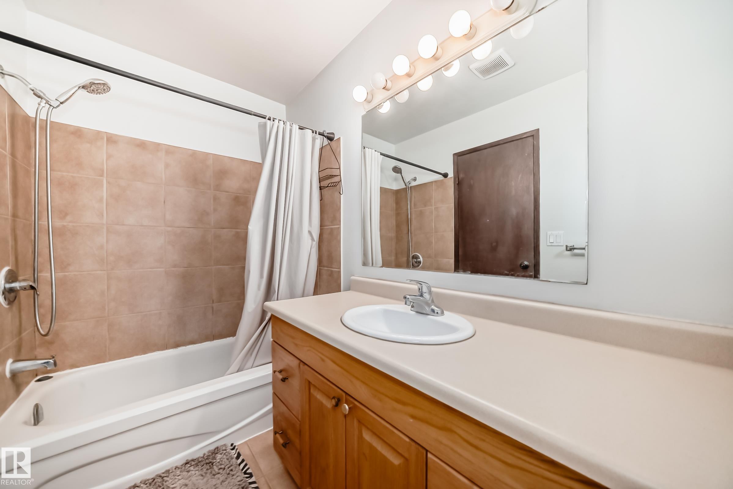 Photo 38 at 55 Glaewyn Estates, Grandin, St. Albert