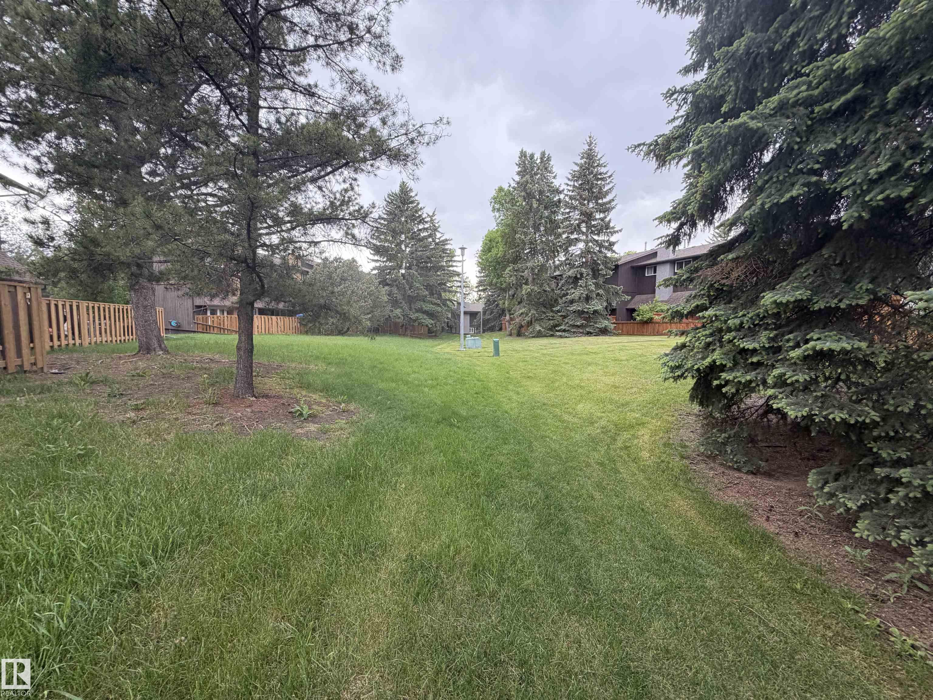 Photo 47 at 55 Glaewyn Estates, Grandin, St. Albert