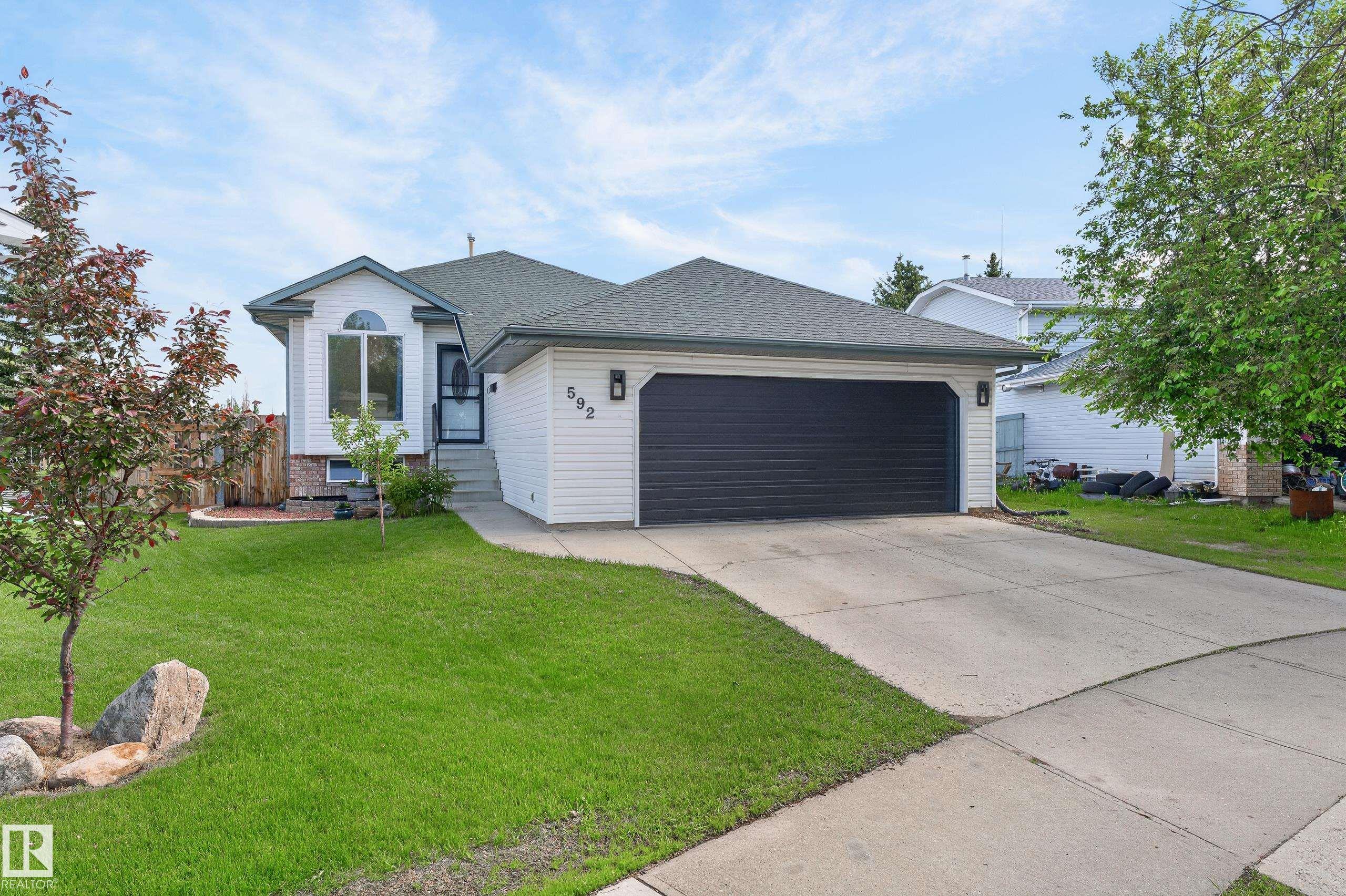 592 Rainbow Crescent, Regency Park, Sherwood Park