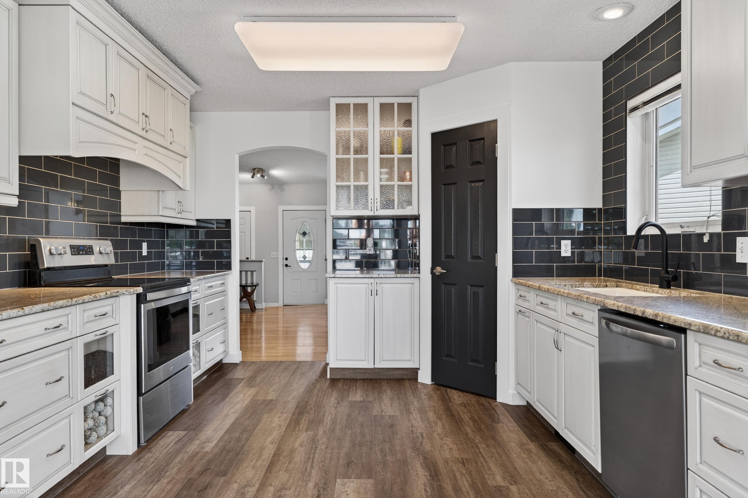 Photo 12 at 592 Rainbow Crescent, Regency Park, Sherwood Park