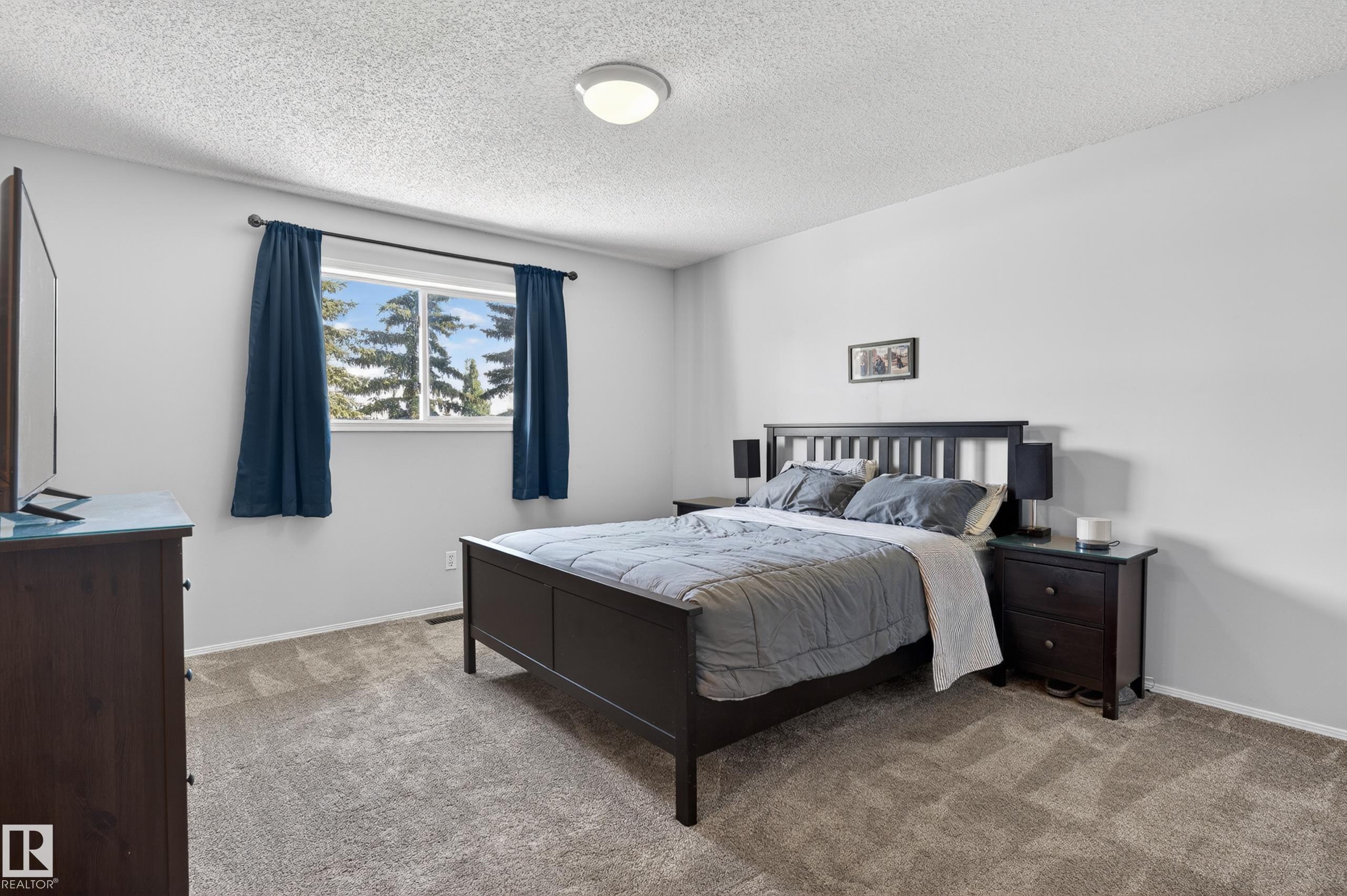 Photo 17 at 592 Rainbow Crescent, Regency Park, Sherwood Park