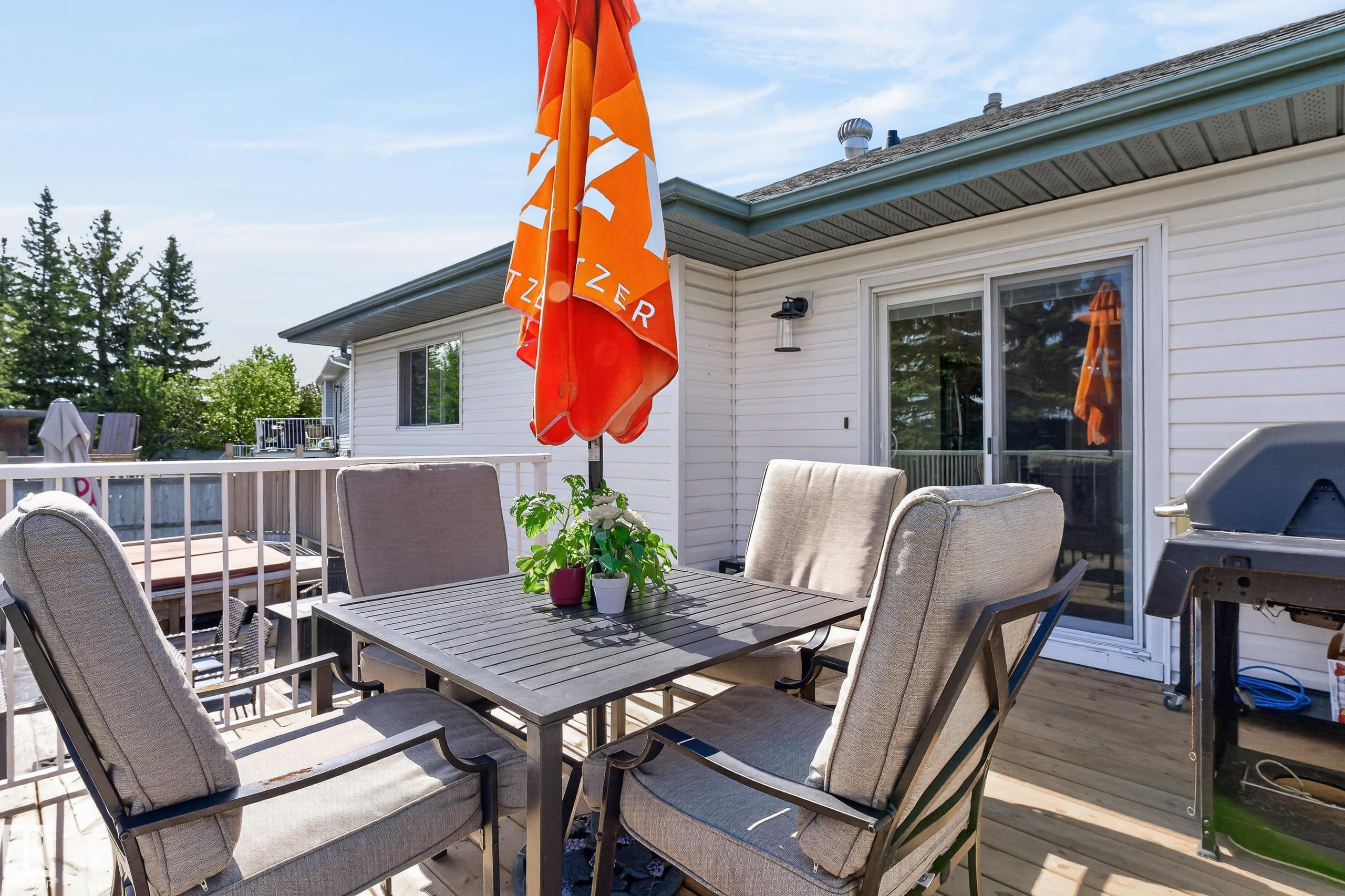 Photo 38 at 592 Rainbow Crescent, Regency Park, Sherwood Park