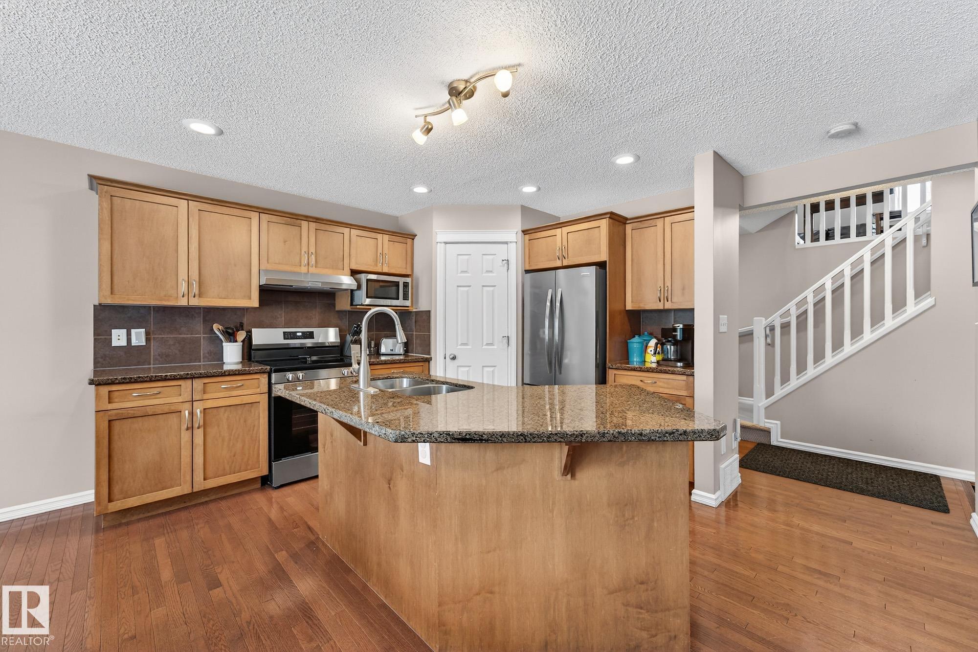 21907 95 Avenue NW, Secord, Edmonton