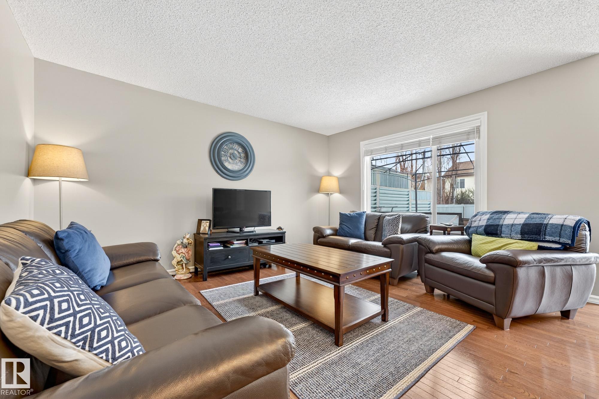 Photo 8 at 21907 95 Avenue NW, Secord, Edmonton