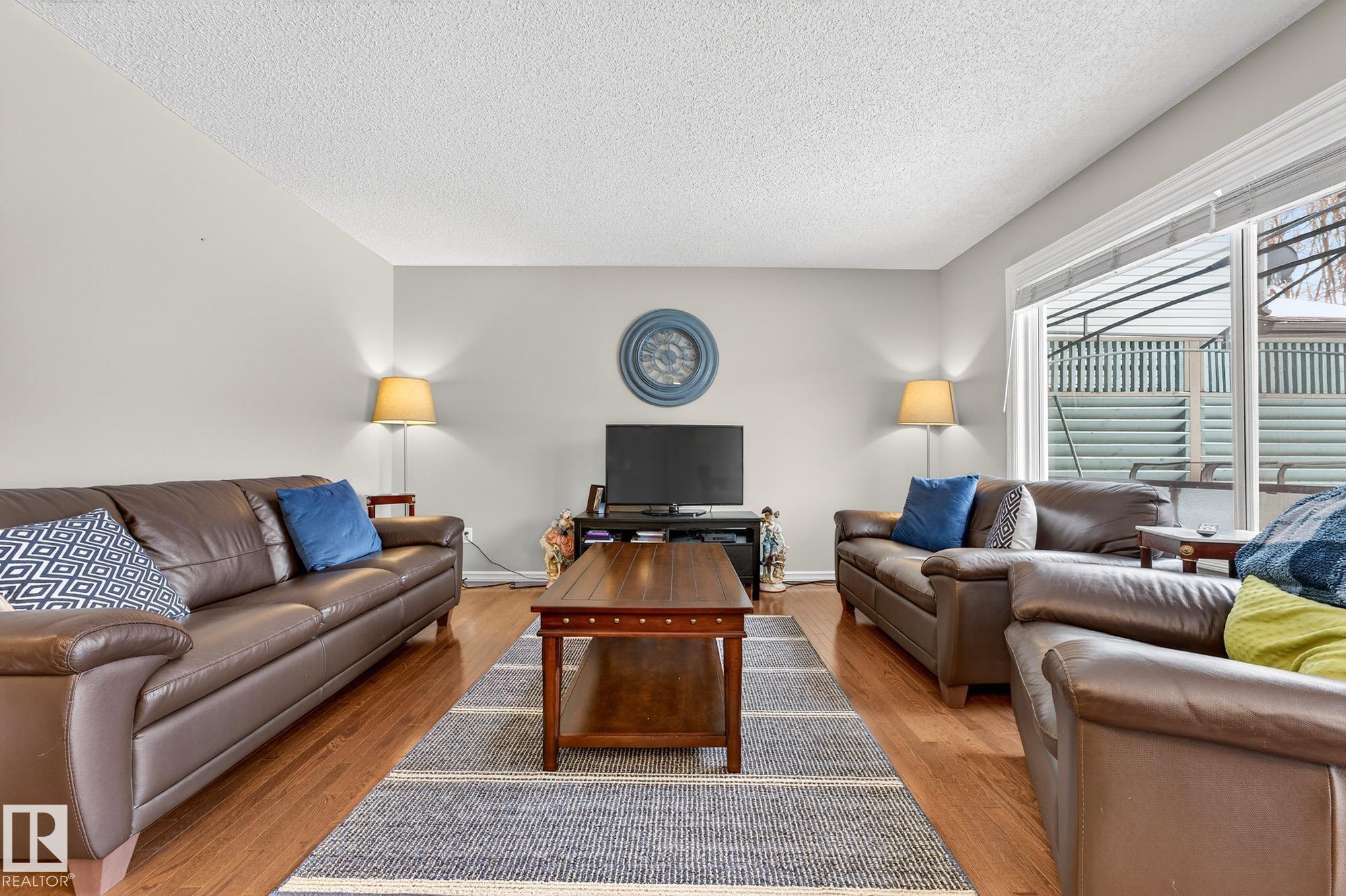 Photo 9 at 21907 95 Avenue NW, Secord, Edmonton