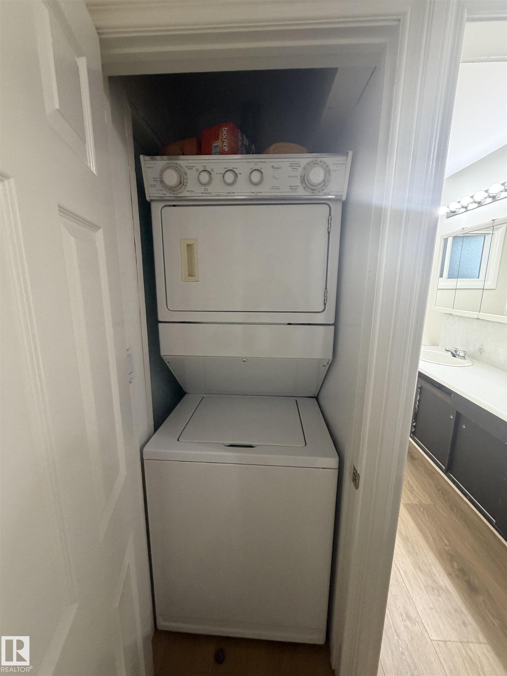 Photo 11 at 9640 74 Avenue NW, Ritchie, Edmonton