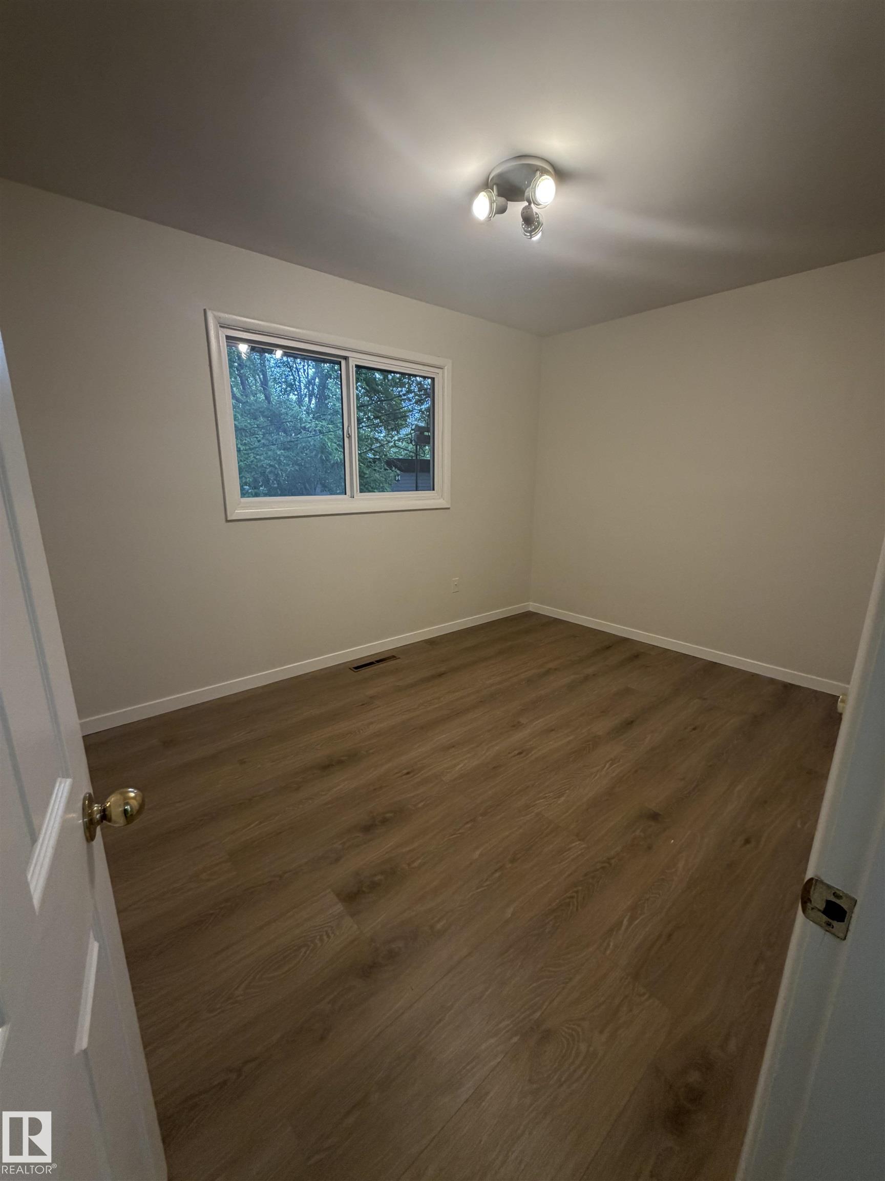 Photo 10 at 9640 74 Avenue NW, Ritchie, Edmonton