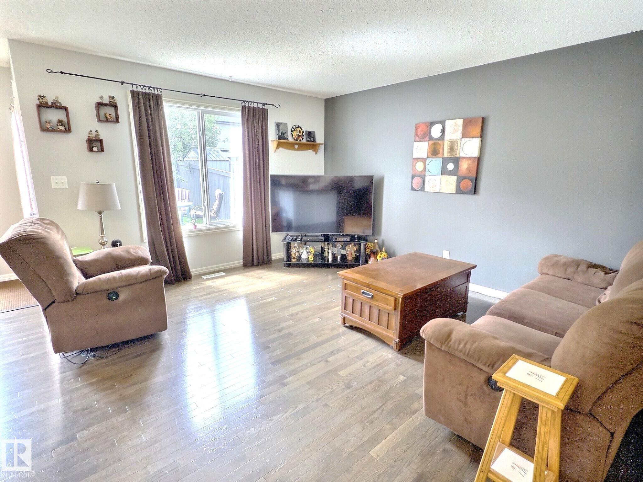 Photo 13 at 126 Calvert Wynd, South Pointe, Fort Saskatchewan