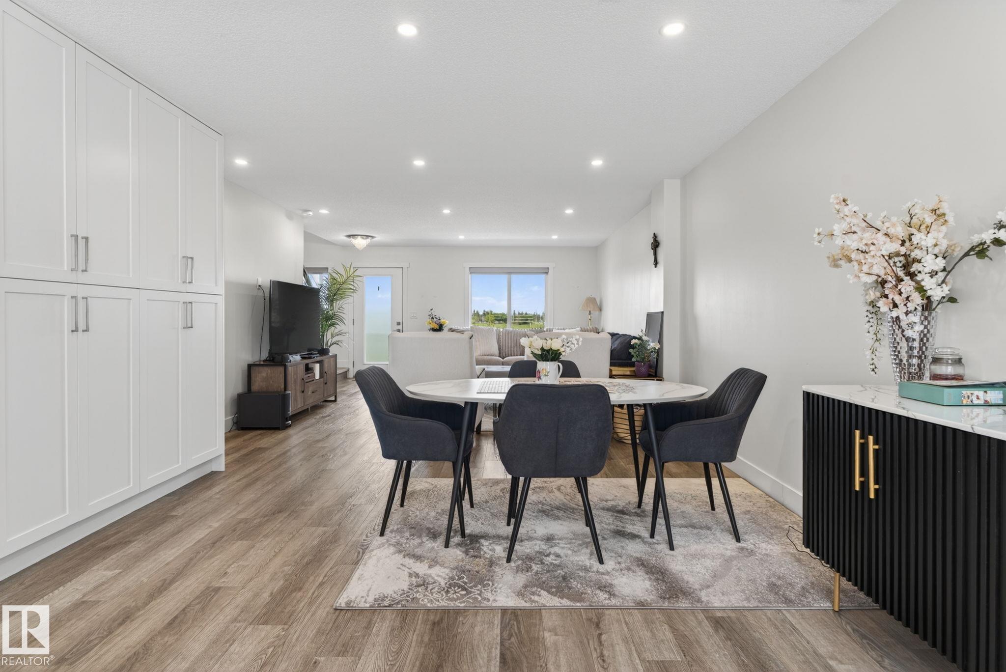 Photo 15 at 16 - 9250 156 Avenue NW, Eaux Claires, Edmonton