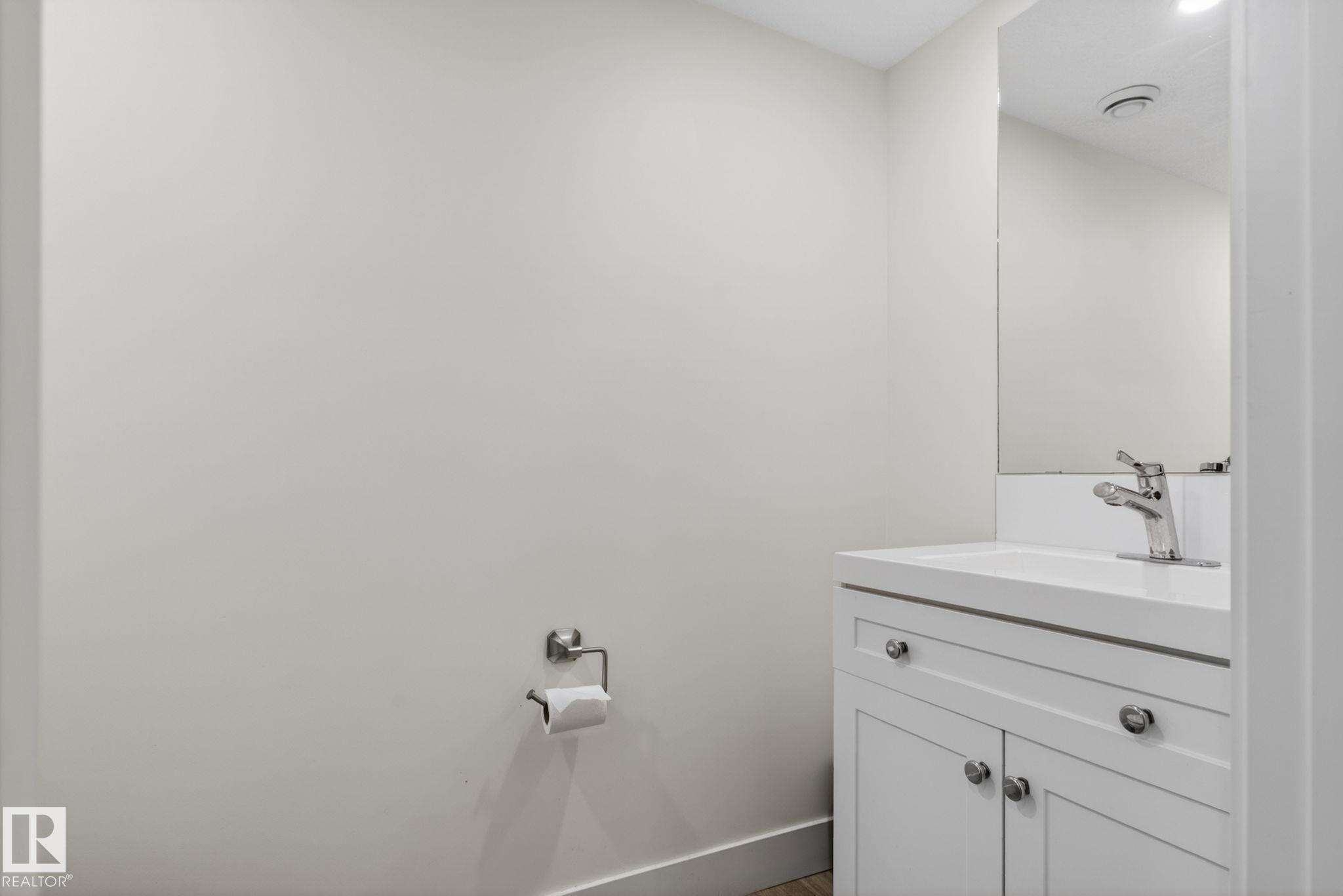 Photo 38 at 16 - 9250 156 Avenue NW, Eaux Claires, Edmonton