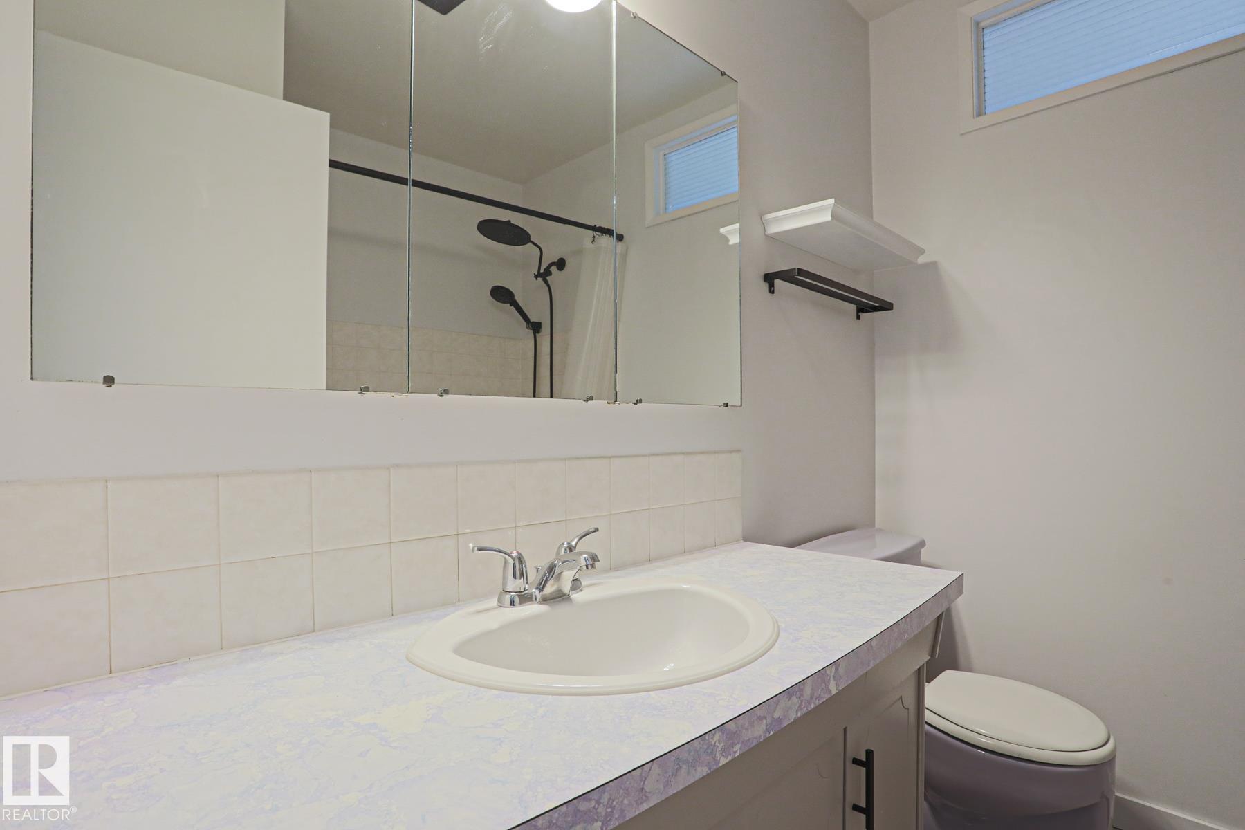 Photo 14 at 10 Murray Crescent, Mission, St. Albert