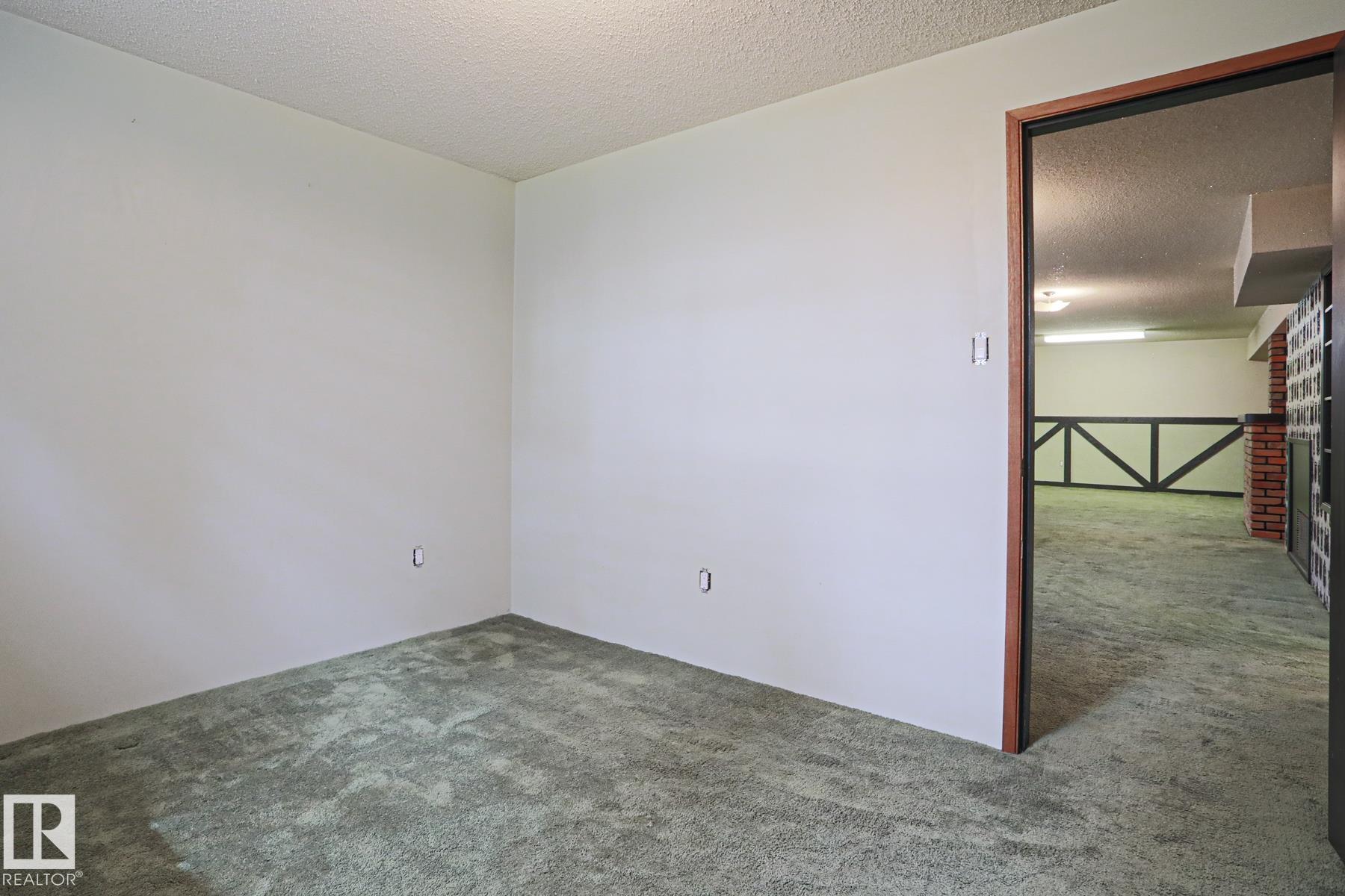 Photo 40 at 10 Murray Crescent, Mission, St. Albert