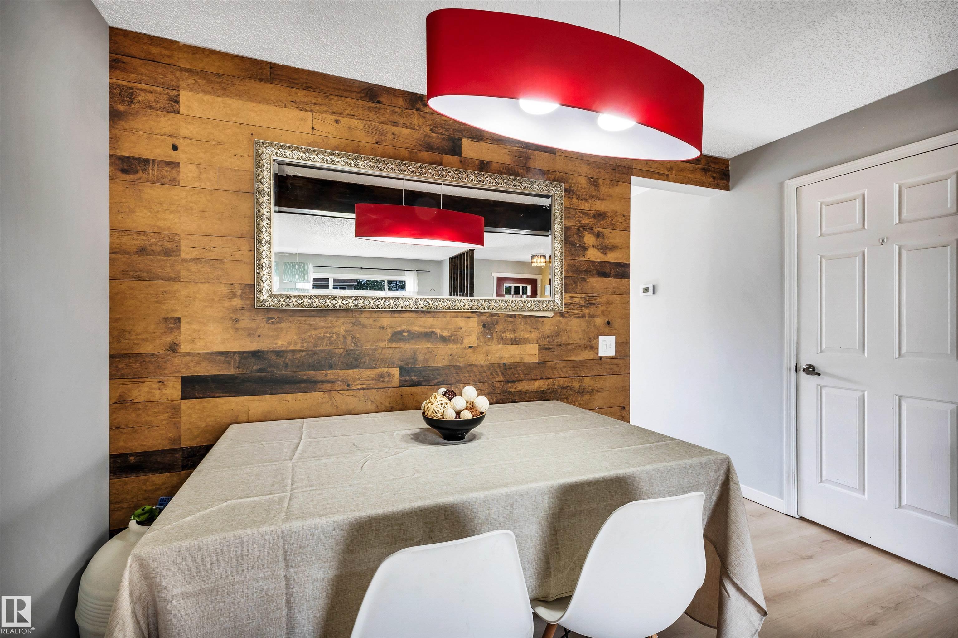 Photo 11 at 4551 33a Avenue NW, Weinlos, Edmonton