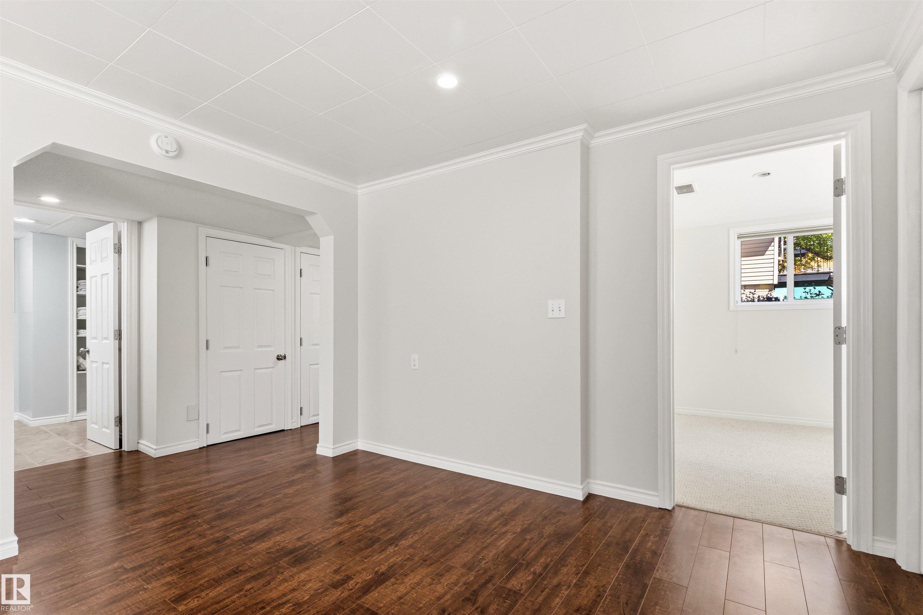 Photo 29 at 8708 89 Avenue NW, Bonnie Doon, Edmonton