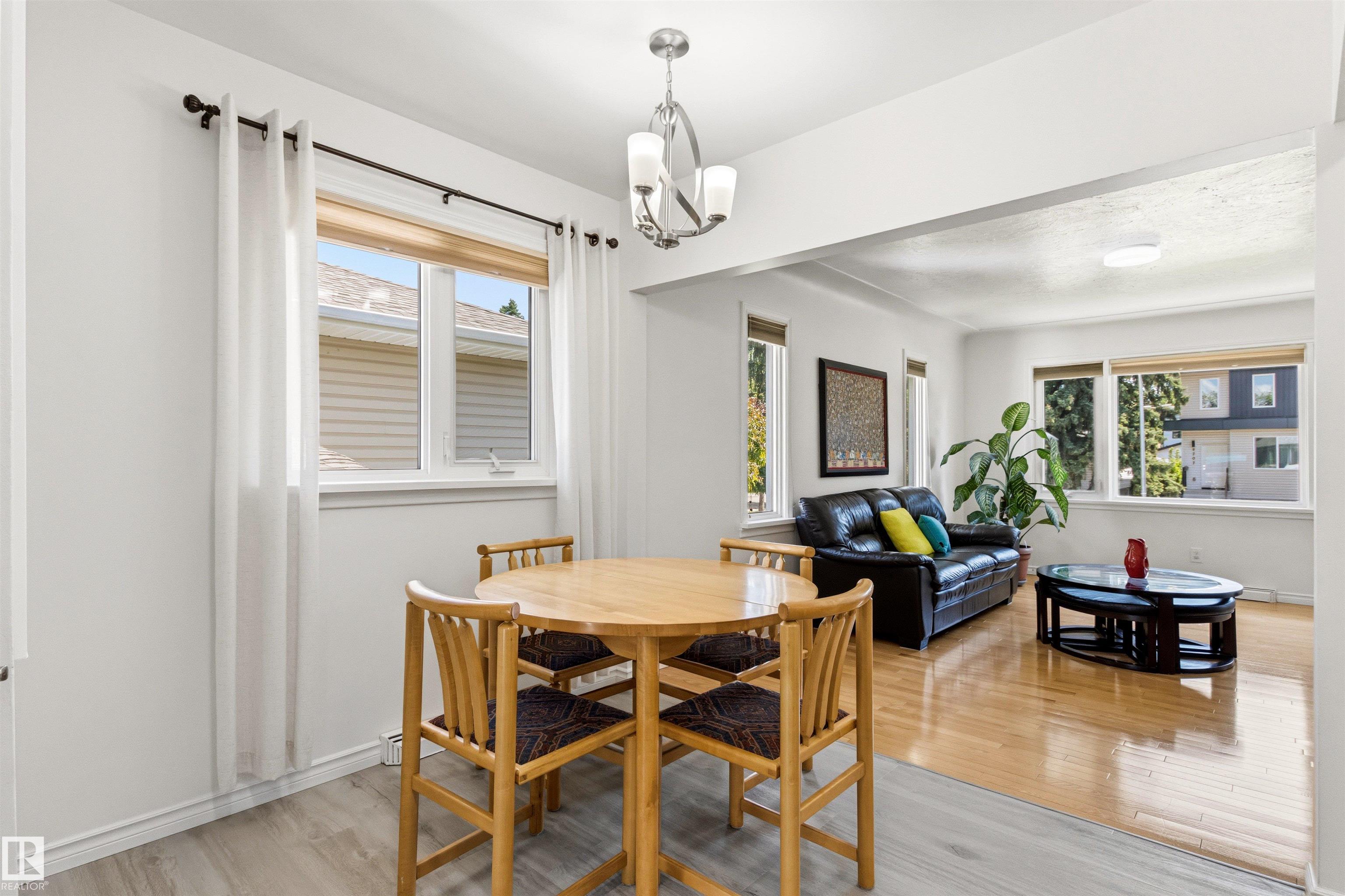 Photo 6 at 8708 89 Avenue NW, Bonnie Doon, Edmonton