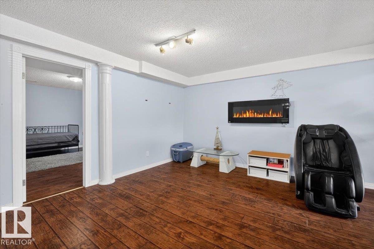 Photo 41 at 946 Jordan Crescent NW, Jackson Heights, Edmonton
