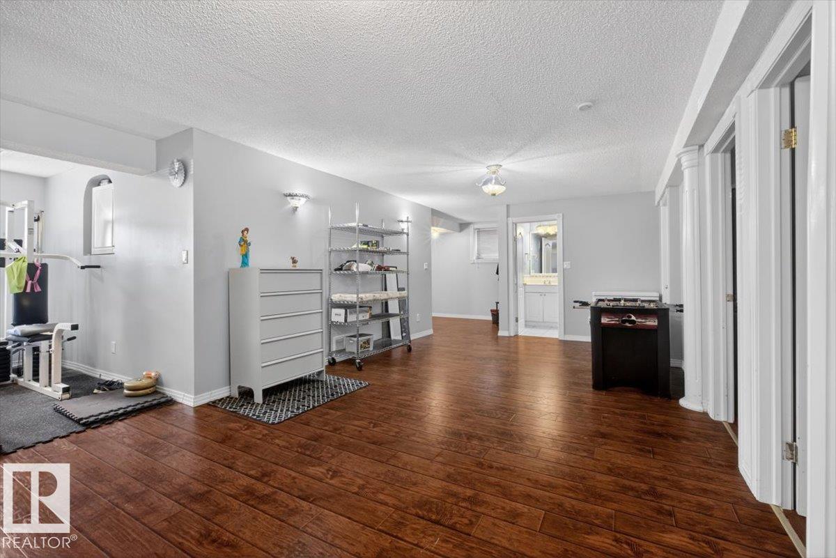 Photo 44 at 946 Jordan Crescent NW, Jackson Heights, Edmonton