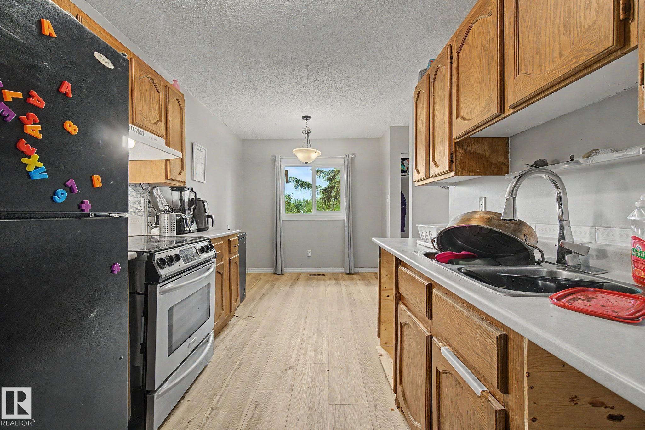 Photo 20 at 45 - 2020 105 Street NW, Keheewin, Edmonton