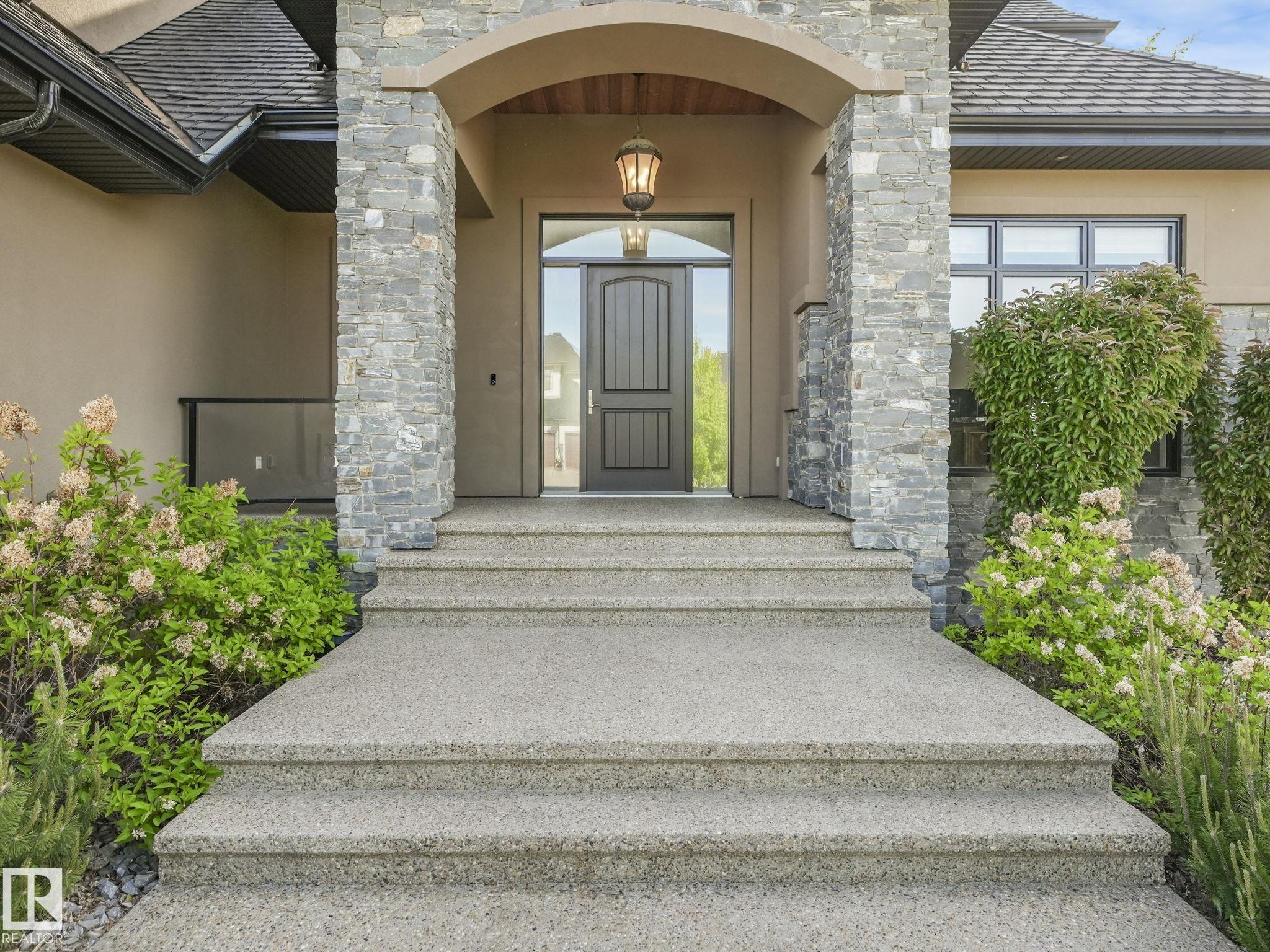 2807 Wheaton Drive NW, Windermere, Edmonton