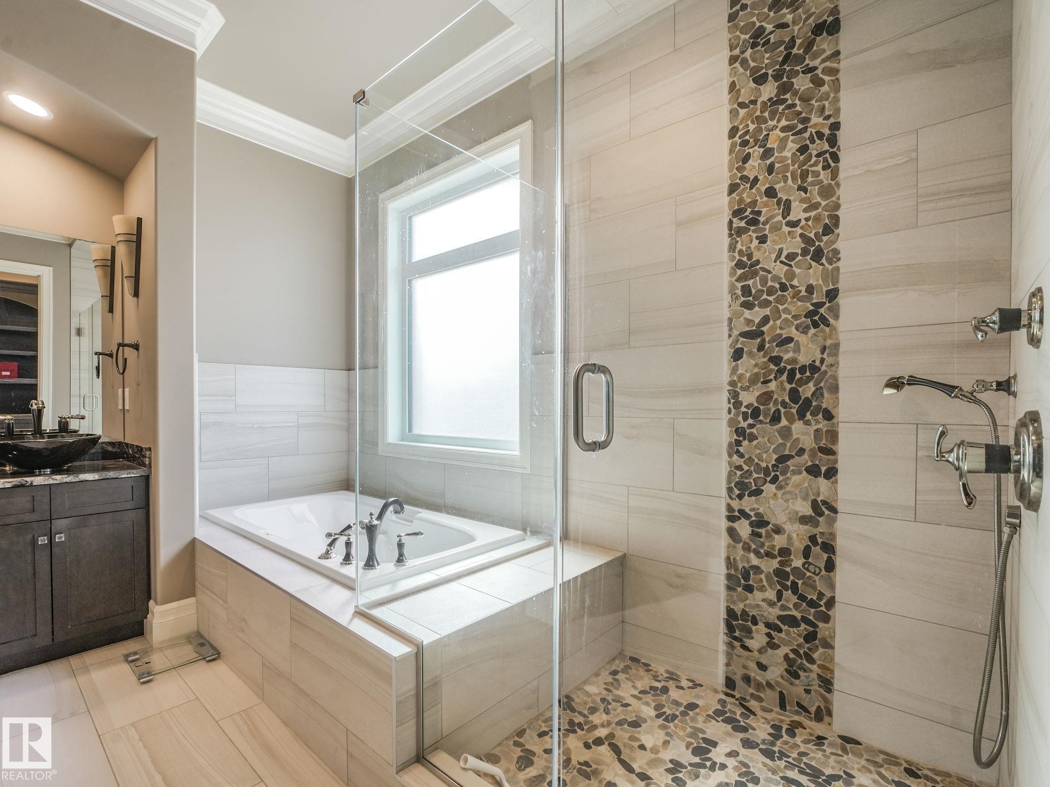 Photo 37 at 2807 Wheaton Drive NW, Windermere, Edmonton