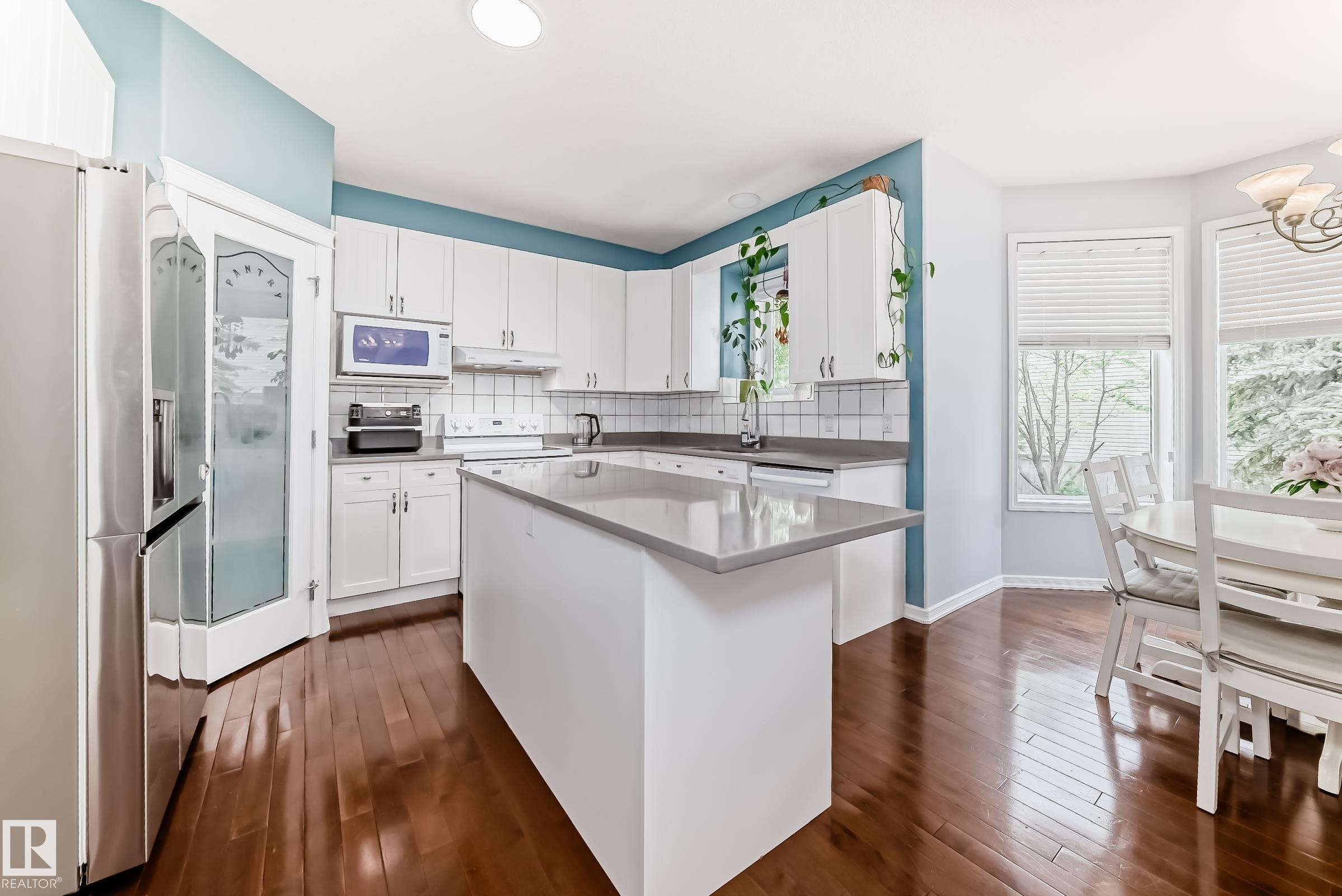 Photo 6 at 167 Galland Crescent NW, Glastonbury, Edmonton
