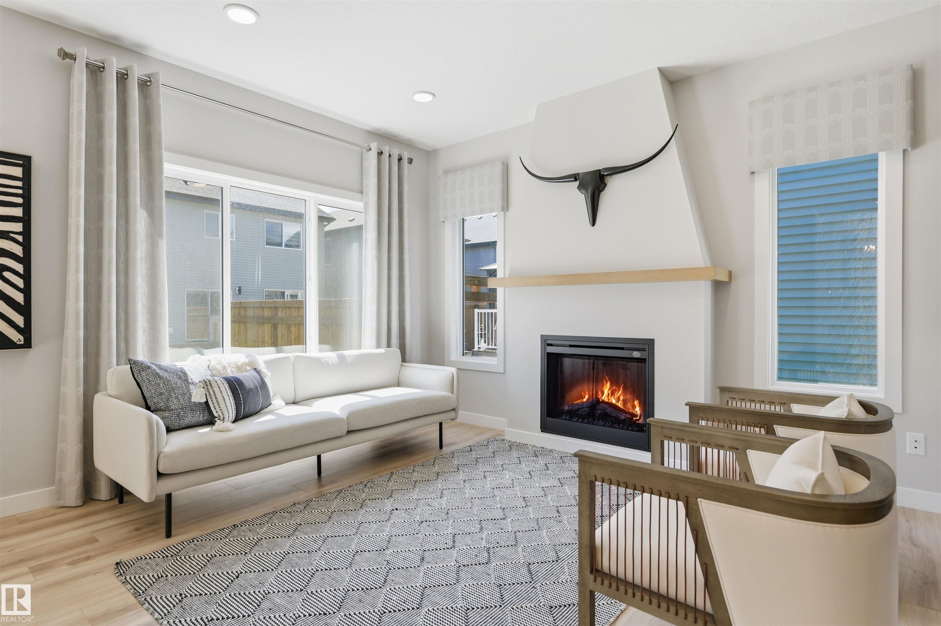 3243 Dixon Way SW, Desrochers Area, Edmonton