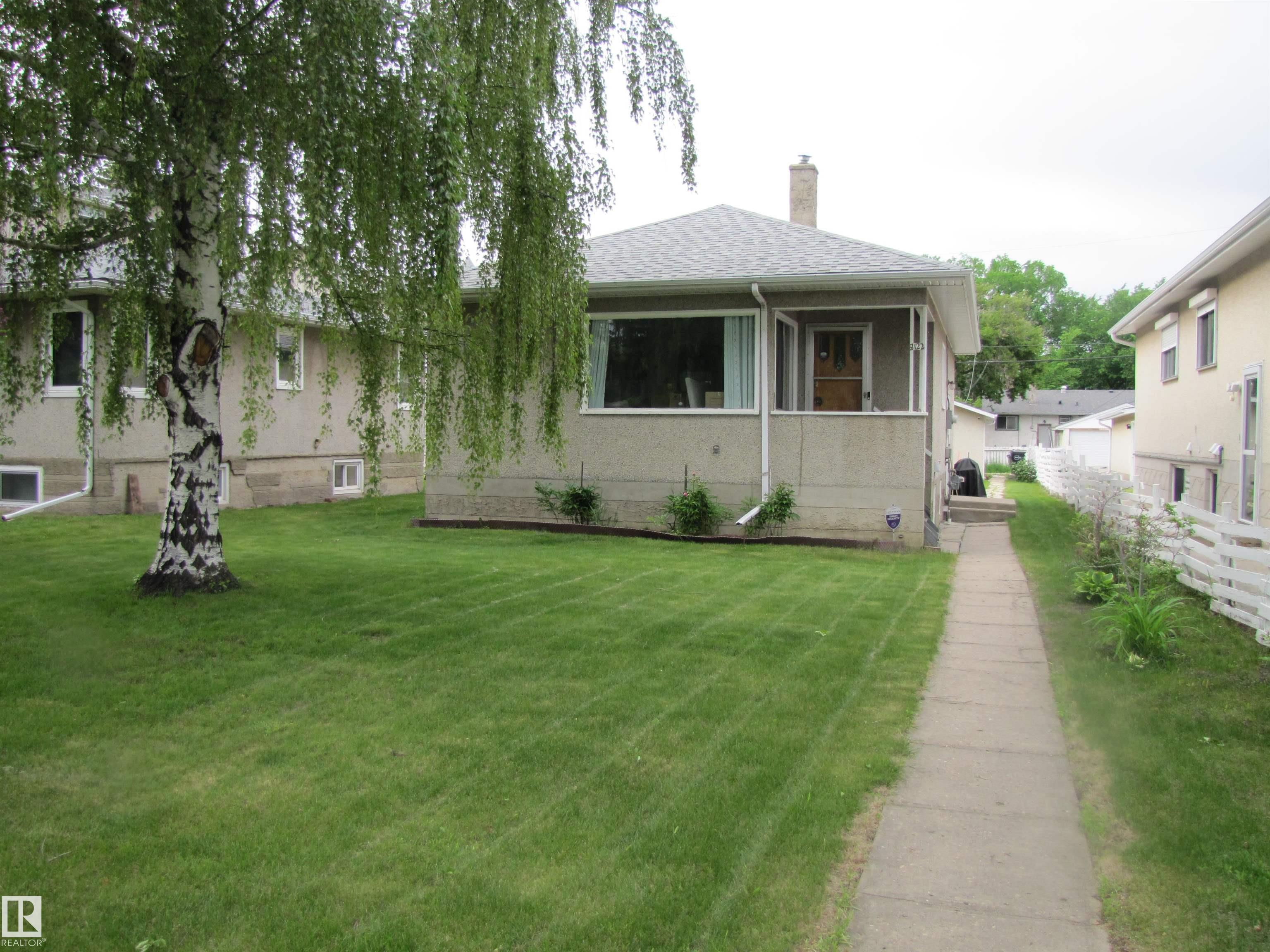 8122 83 Avenue NW, Idylwylde, Edmonton