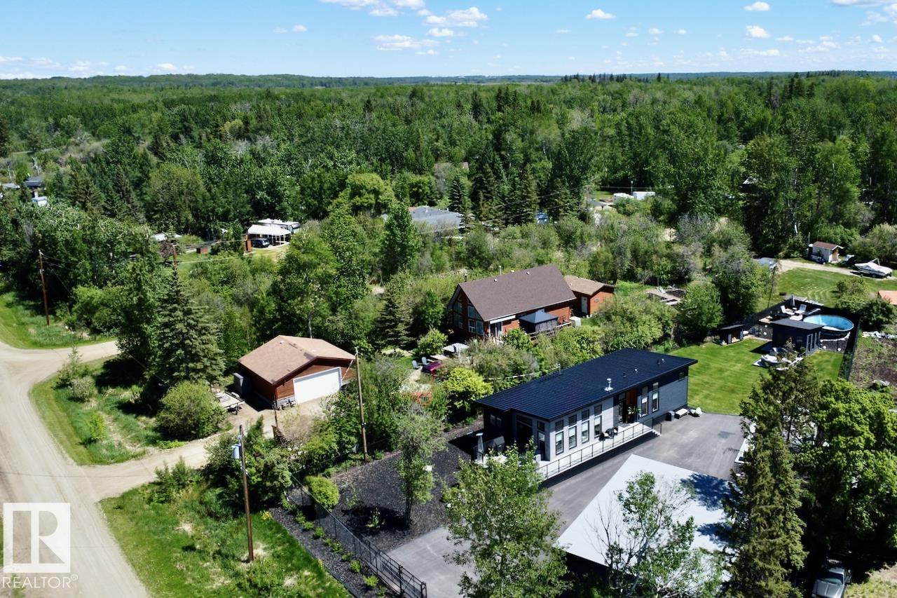 Photo 13 at 28 4319 Lakeshore Road, Ascot Beach, Rural Parkland County