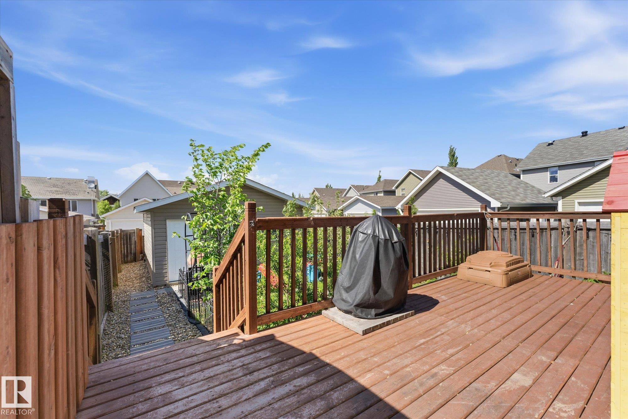 Photo 19 at 9074 Shaw Way SW, Summerside, Edmonton